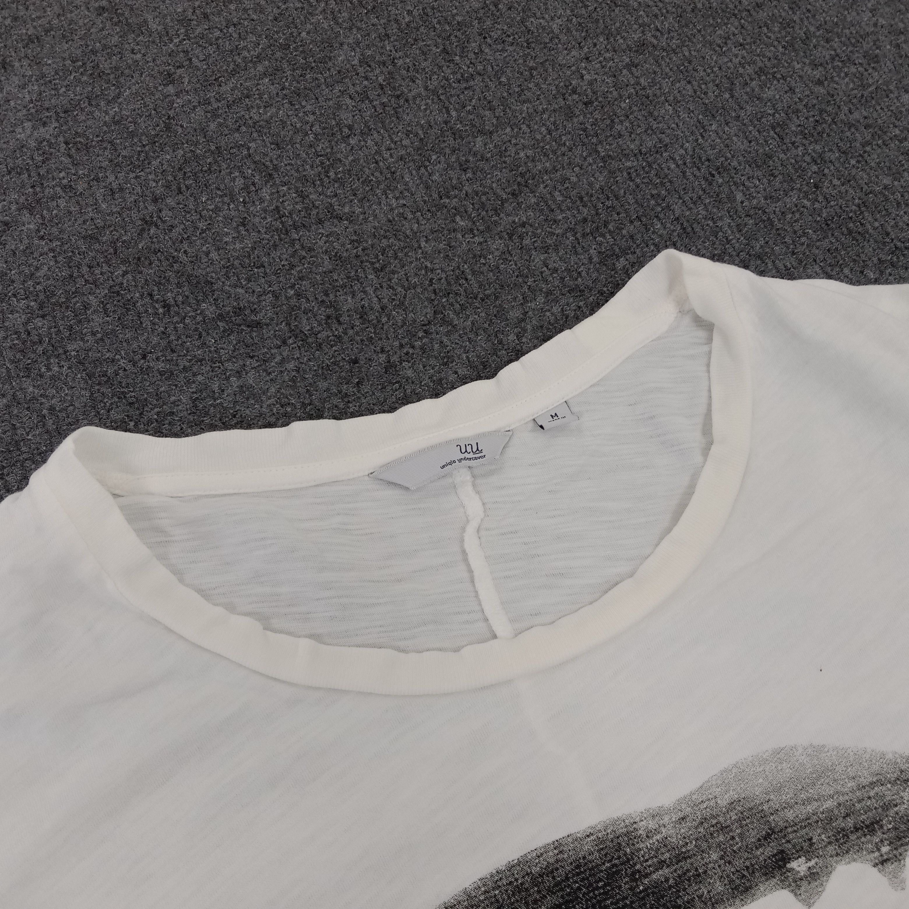 Japanese Brand × Undercover × Vintage Uniqlo Undercover Japanese Brand Tshirt Size M / US 6-8 / IT 42-44 - 4 Thumbnail