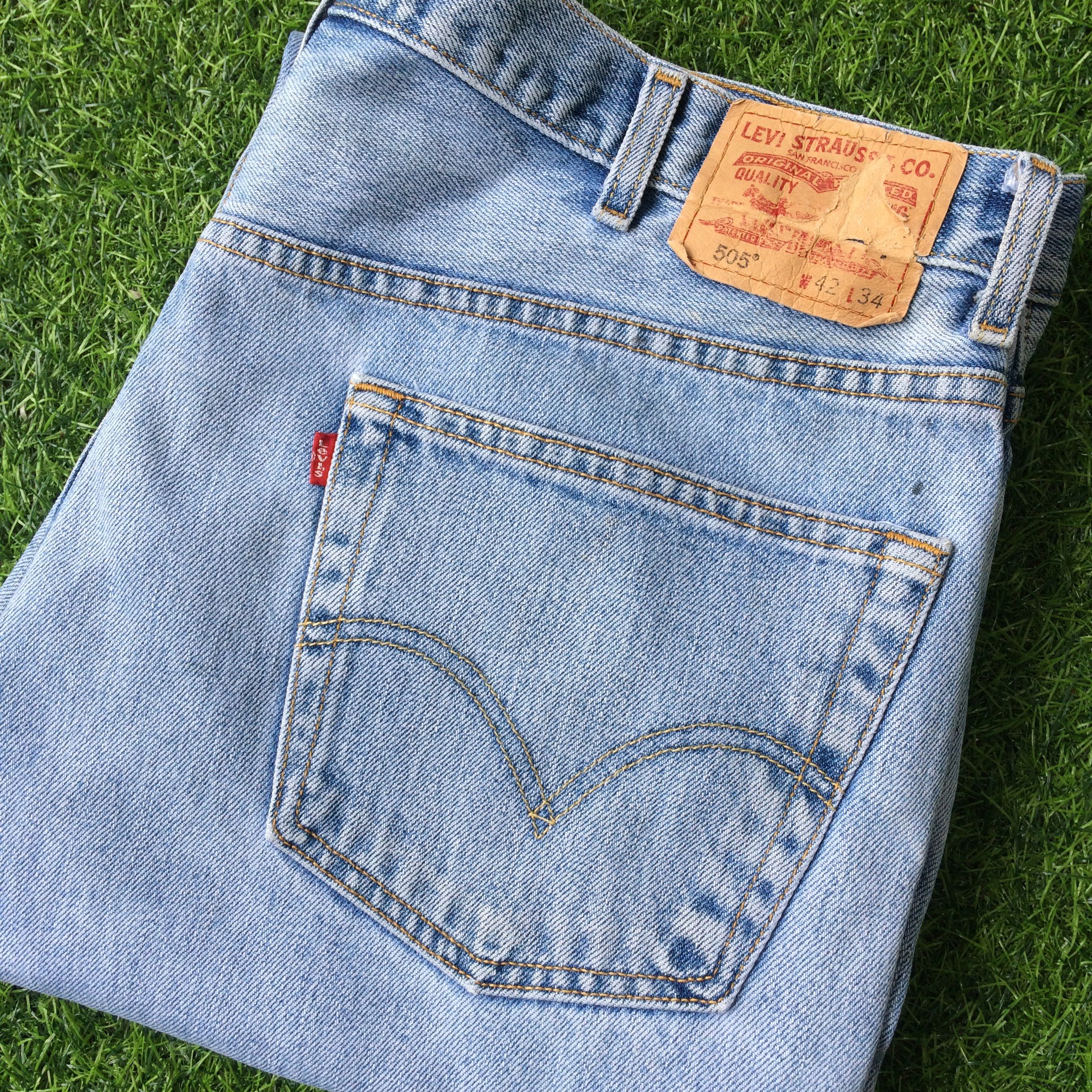 Levi's Vintage Distressed Levis 505 Plus Size Jeans #B-357 Size US 41 - 8 Thumbnail