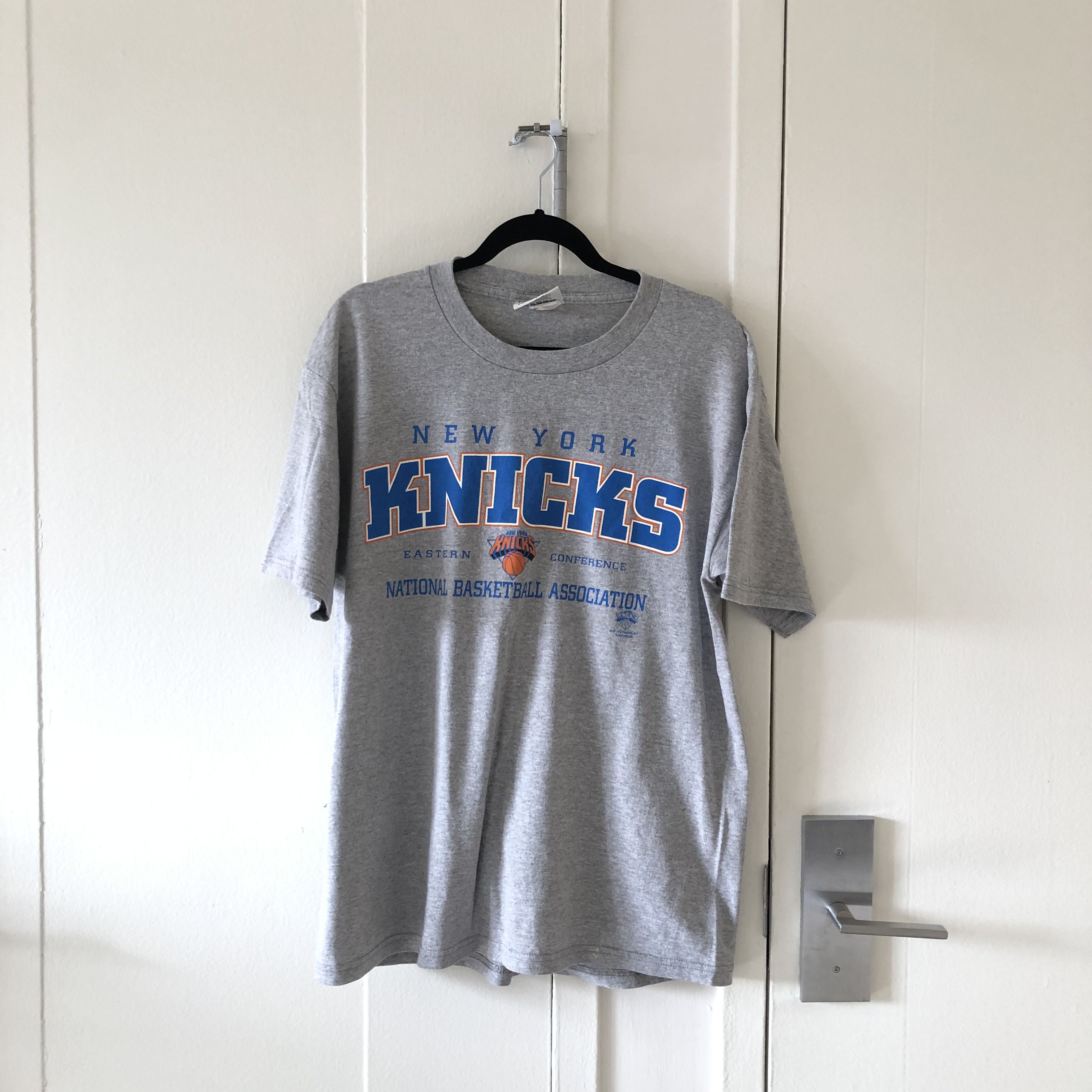 image of Lee x NBA Vintage New York Knicks Eastern Conference Tee in Grey, Men's (Size Large)