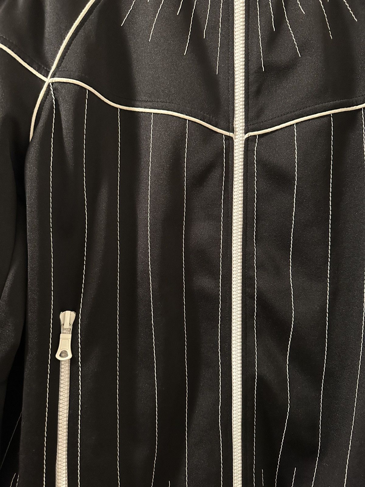 Valentino Zip up track jacket good as new Size US L / EU 52-54 / 3 - 2 Thumbnail