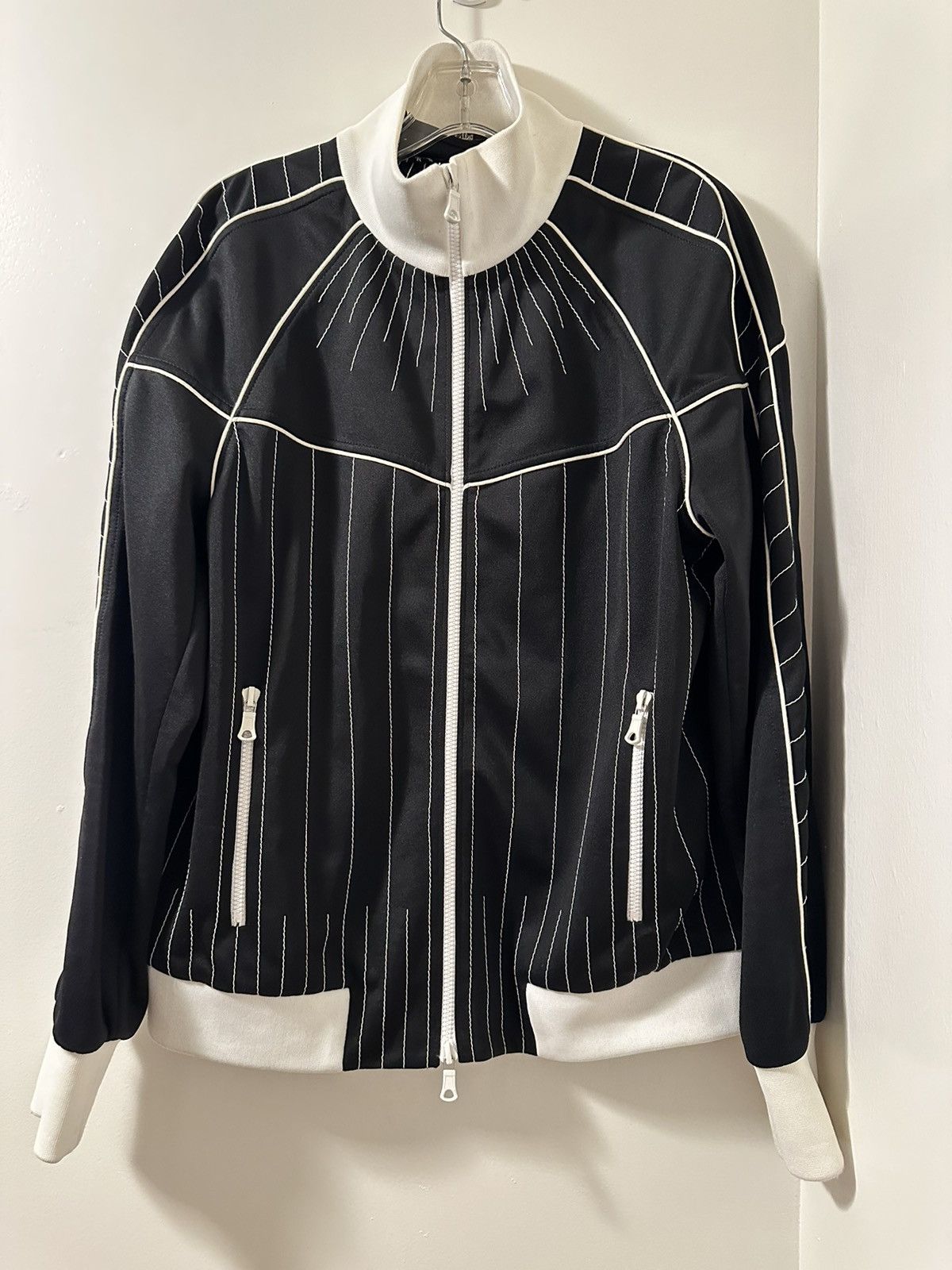 Valentino Zip up track jacket good as new Size US L / EU 52-54 / 3 - 1 Thumbnail