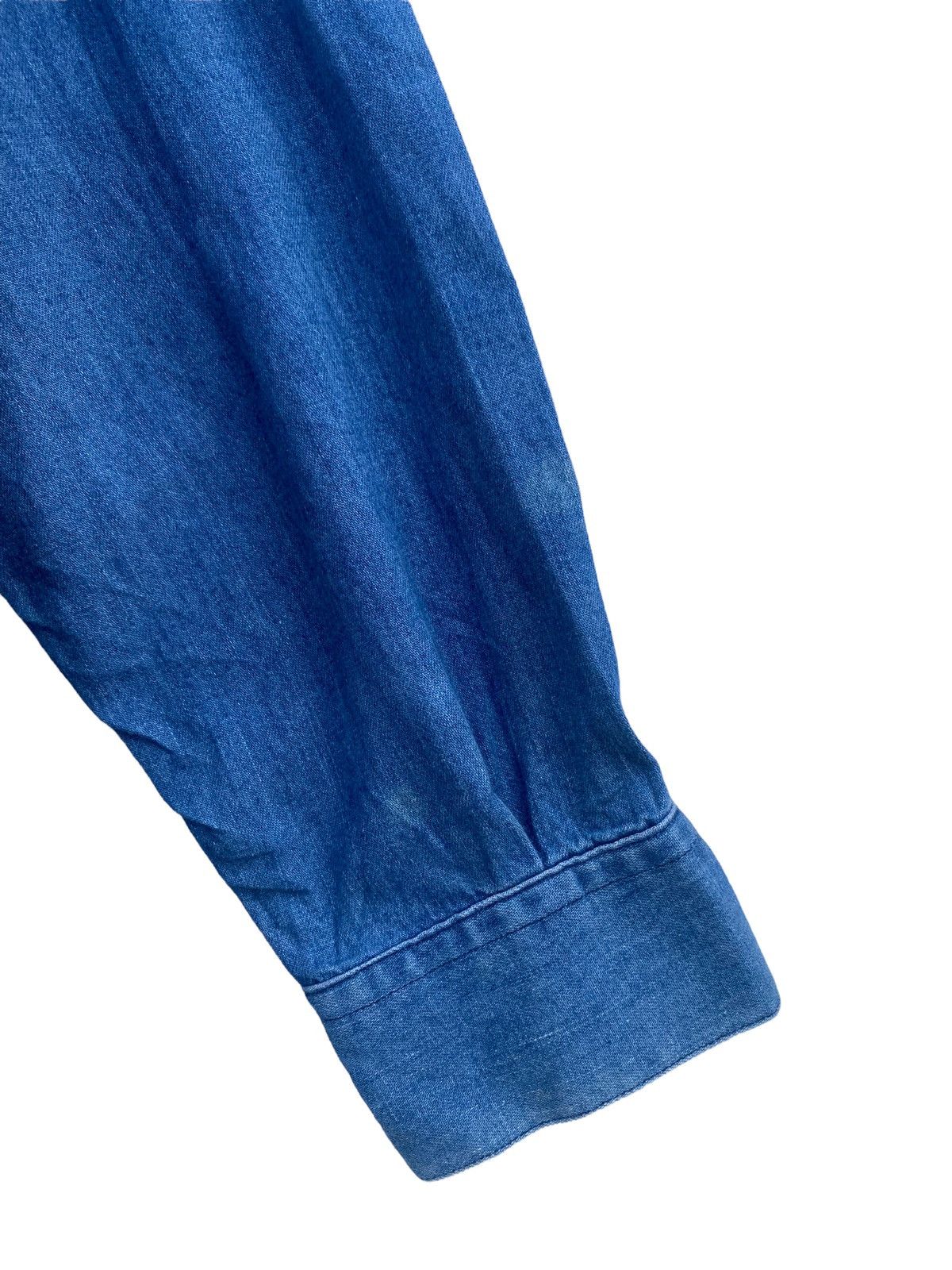 Armani Vintage Armani Jeans Sun Faded Chambray Size US M / EU 48-50 / 2 - 4 Thumbnail