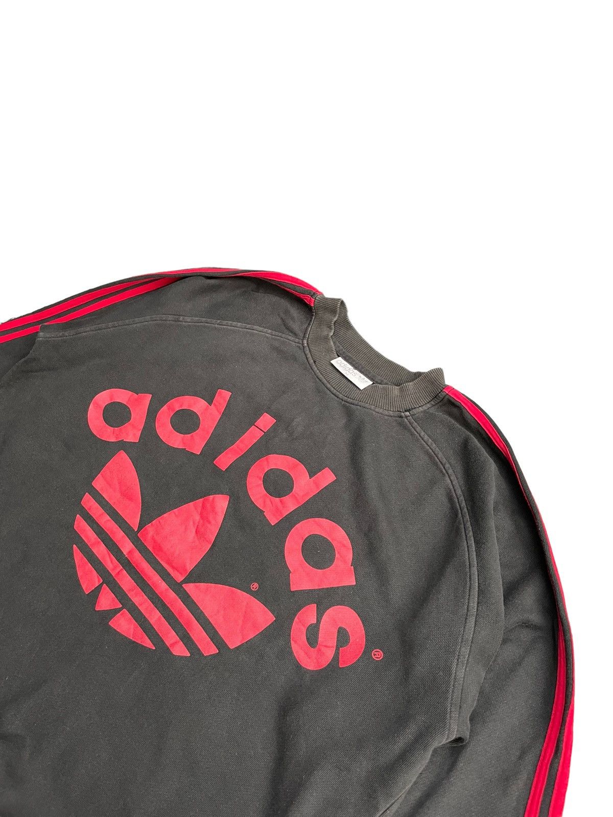Adidas Vintage Adidas Trefoil Crewneck Size US M / EU 48-50 / 2 - 2 Thumbnail