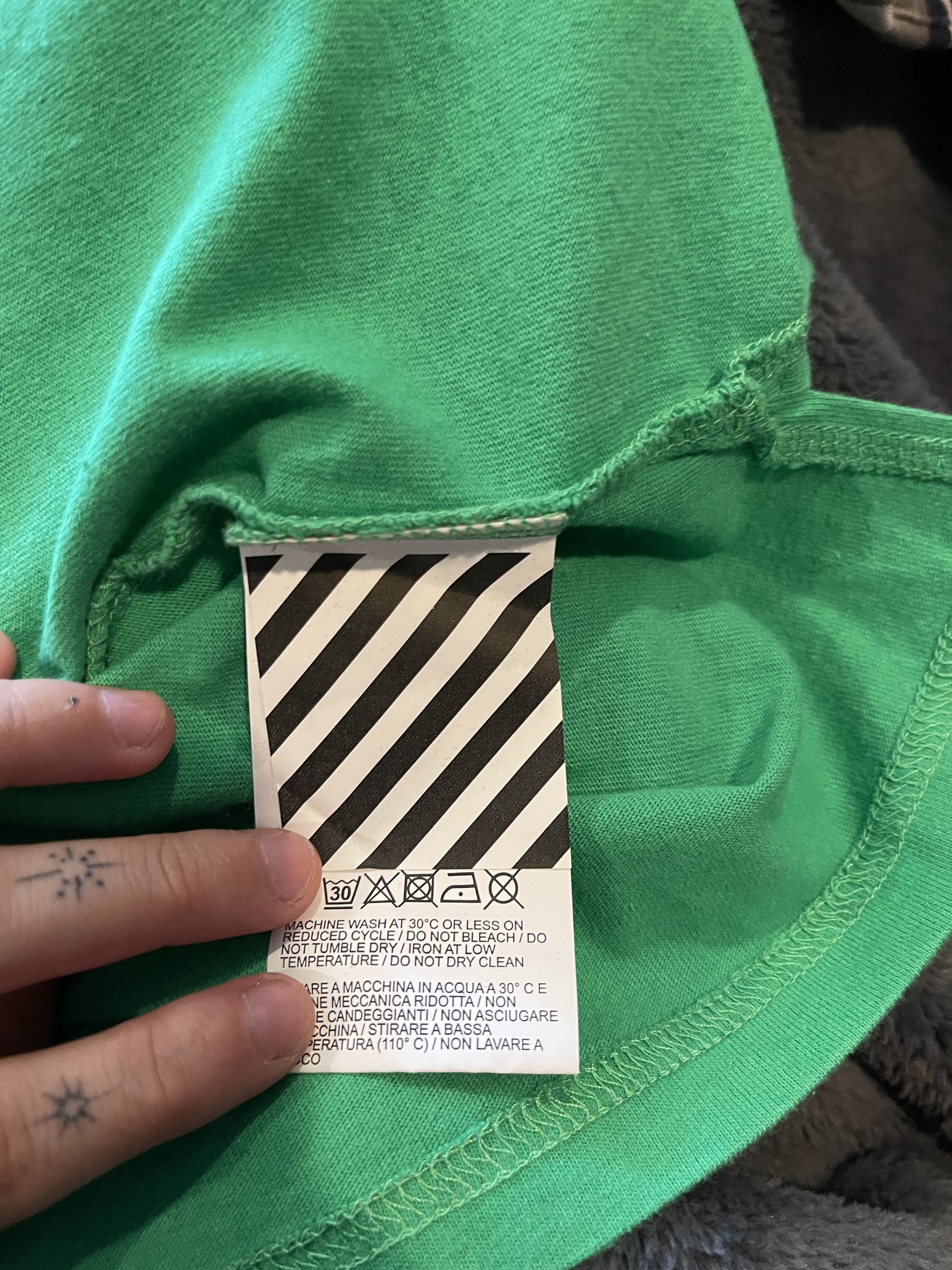 Off-White Off White Television Tee Size US XL / EU 56 / 4 - 10 Thumbnail