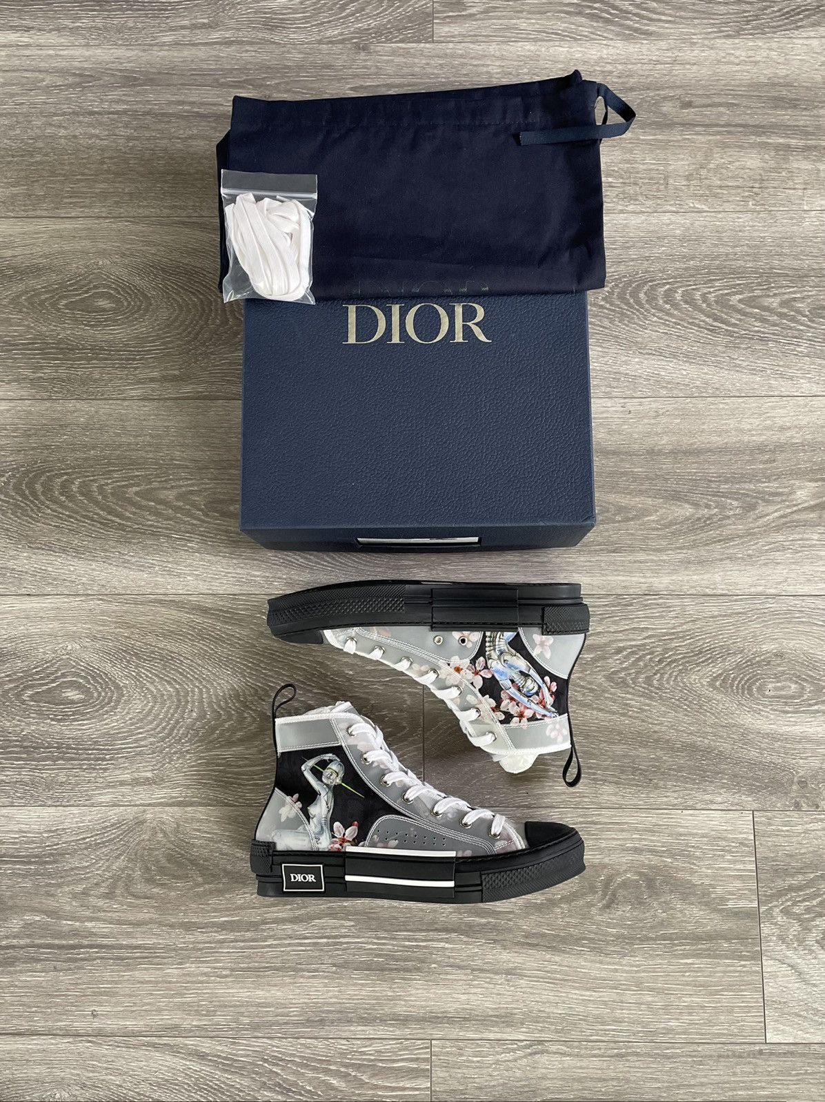 dior b23 robot
