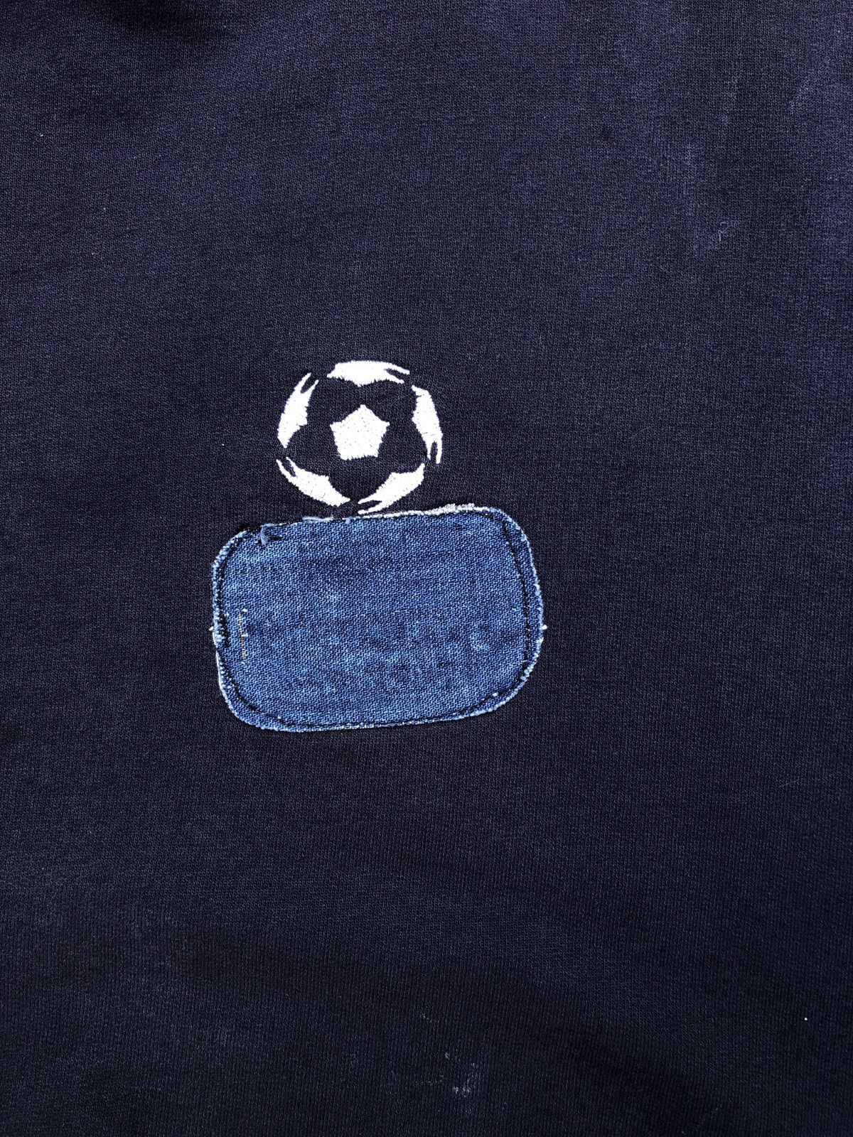Vintage Oversized navy soccer patch sun faded crewneck gosha swag Size US L / EU 52-54 / 3 - 2 Thumbnail