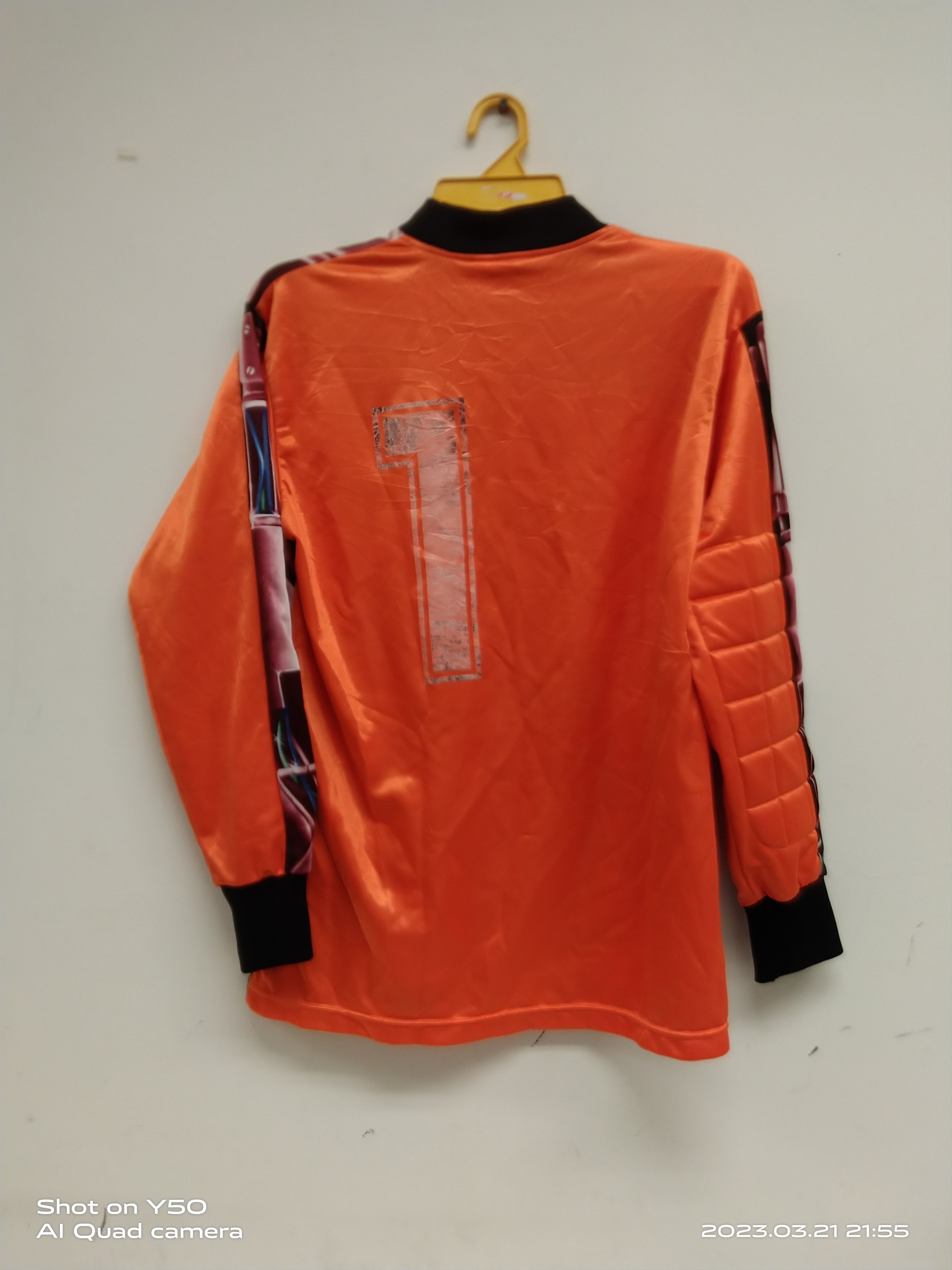 Le Coq Sportif Vintage Jersey keeper like Darth Vader Size US M / EU 48-50 / 2 - 5 Thumbnail