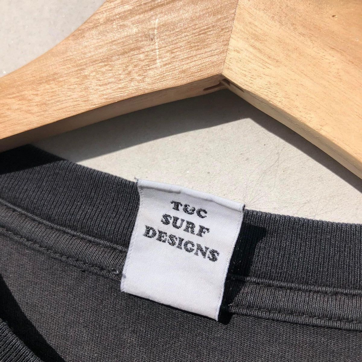 Vintage 🔥Accept Binding Offer🔥 T&C Surf Designs Size US M / EU 48-50 / 2 - 4 Thumbnail