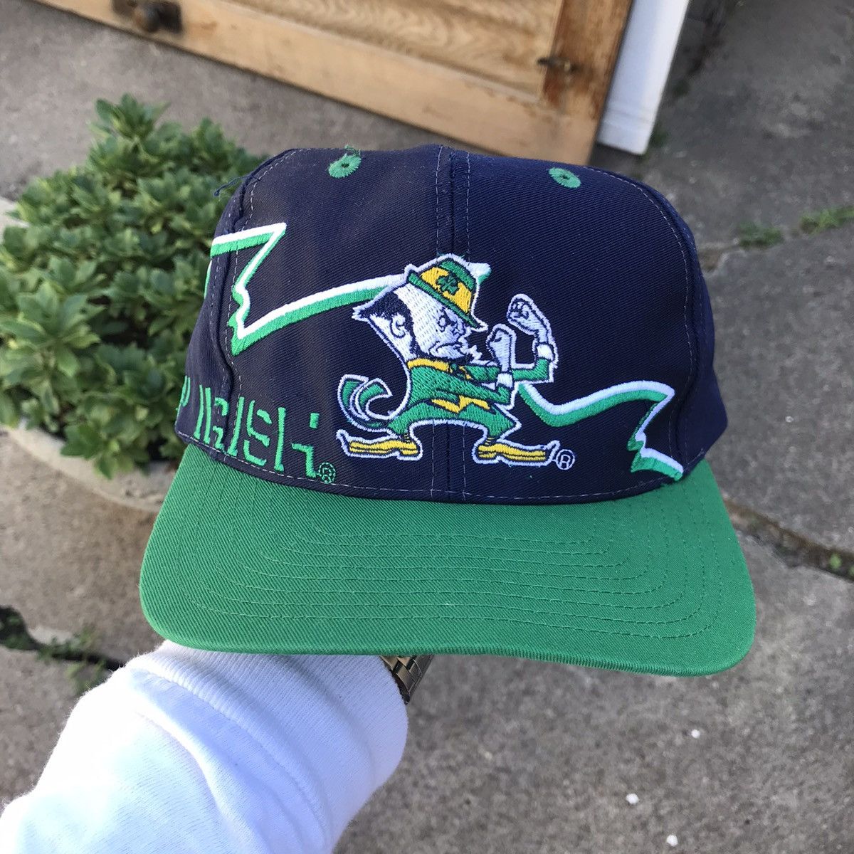 Casquette Snapback Vintage Notre Dame Fighting Irish Années 90 - Occasion - Style Rétro