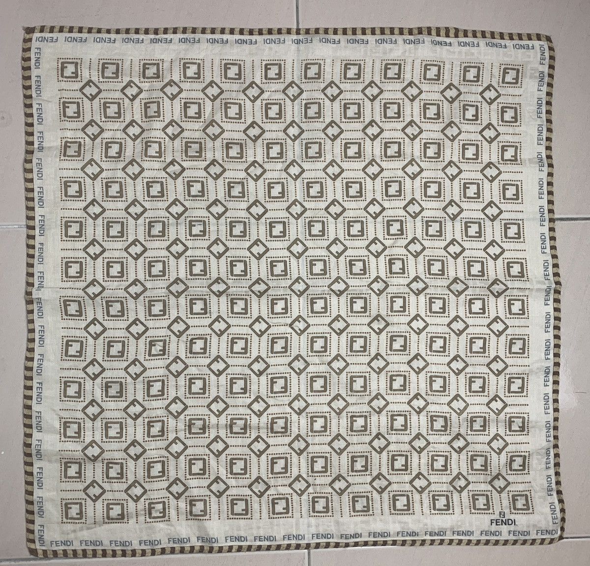 Designer Fendi Handkerchief Pocketsquares Size ONE SIZE - 3 Thumbnail