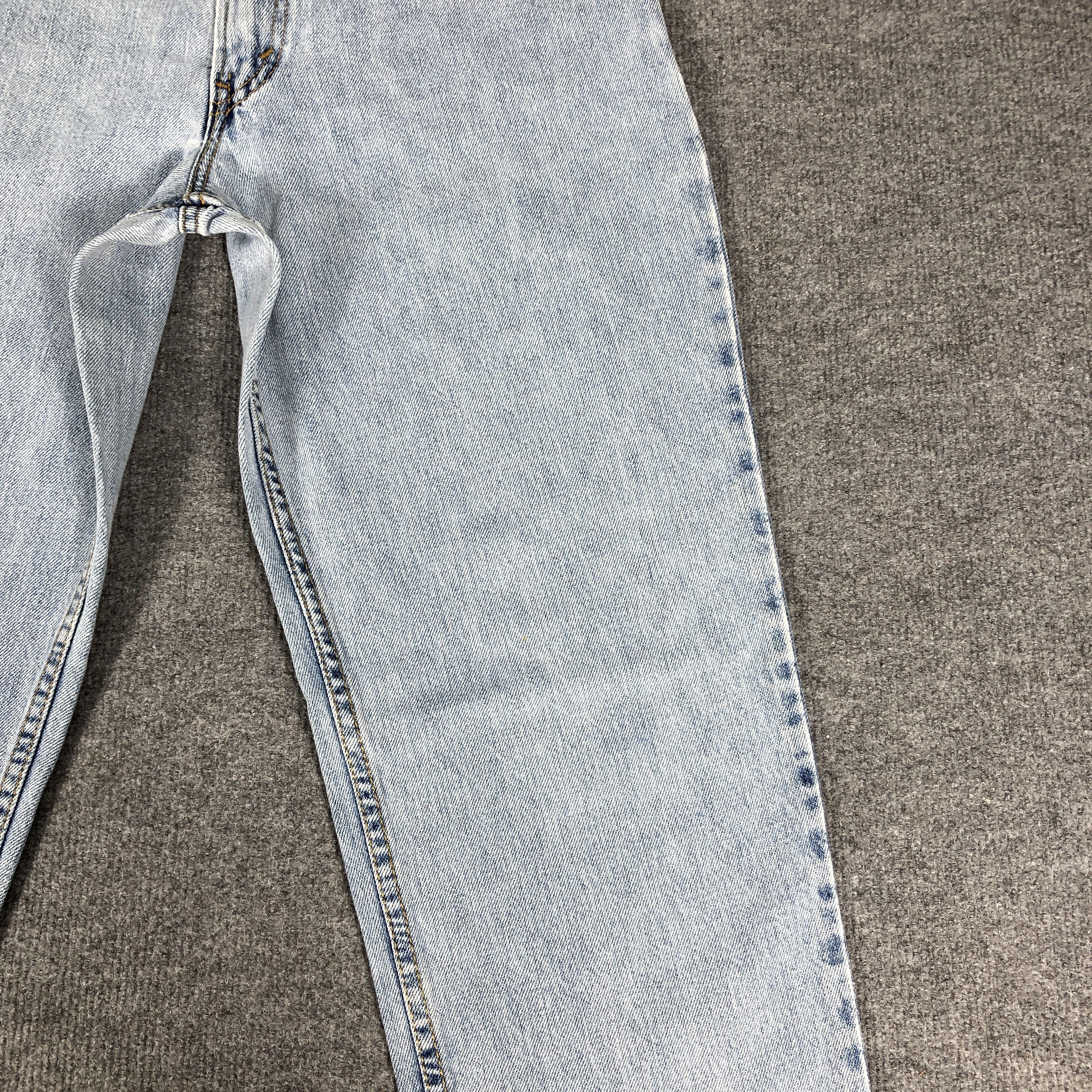Levi's Vintage Y2k Levi's 550 Light Wash Relaxed Tapered Denim Jean Size US 30 / EU 46 - 6 Thumbnail