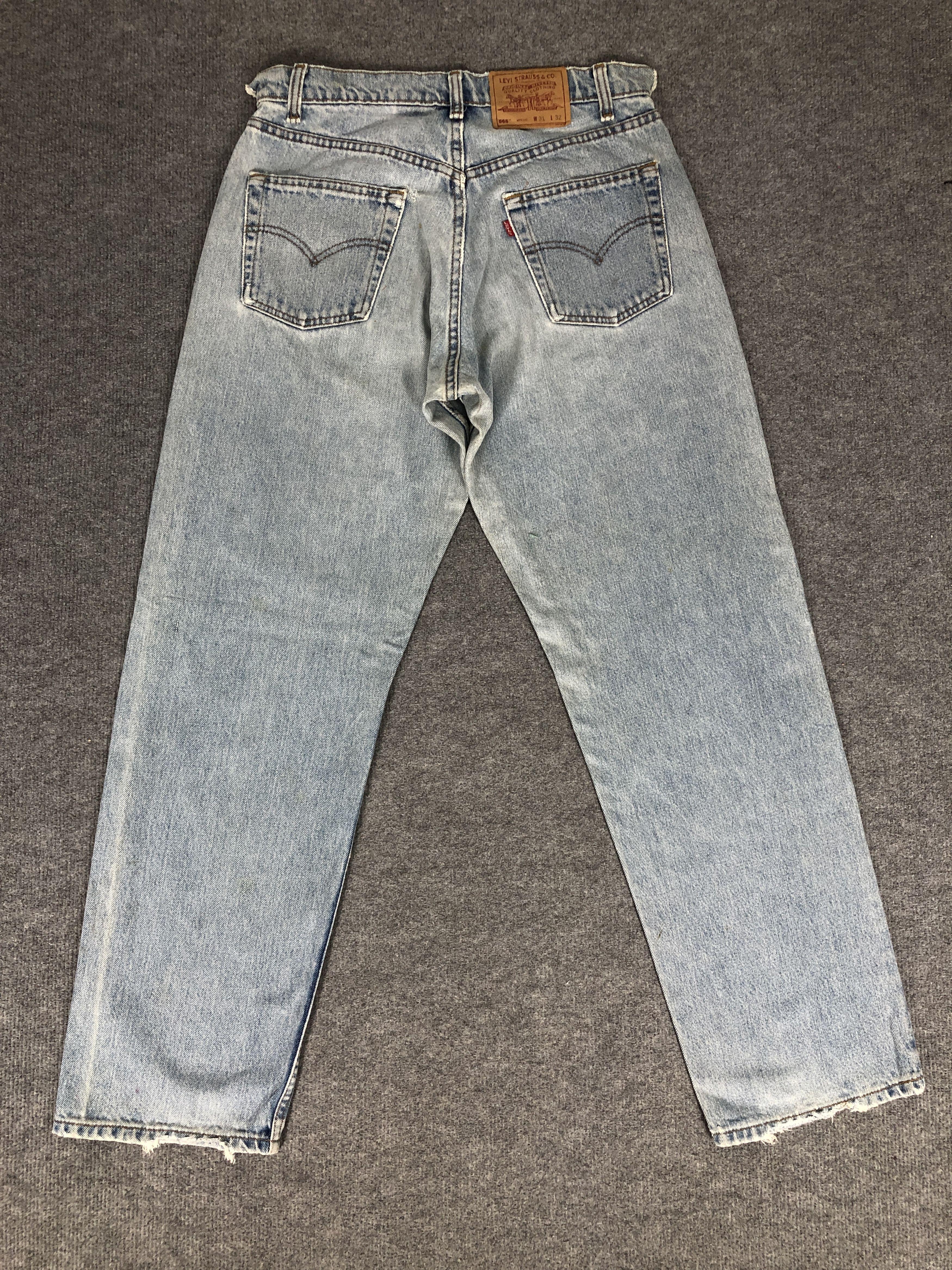 Levi's Vintage 90's Levi's 565 Distress Faded Blue Denim Jean Size US 31 - 2 Thumbnail