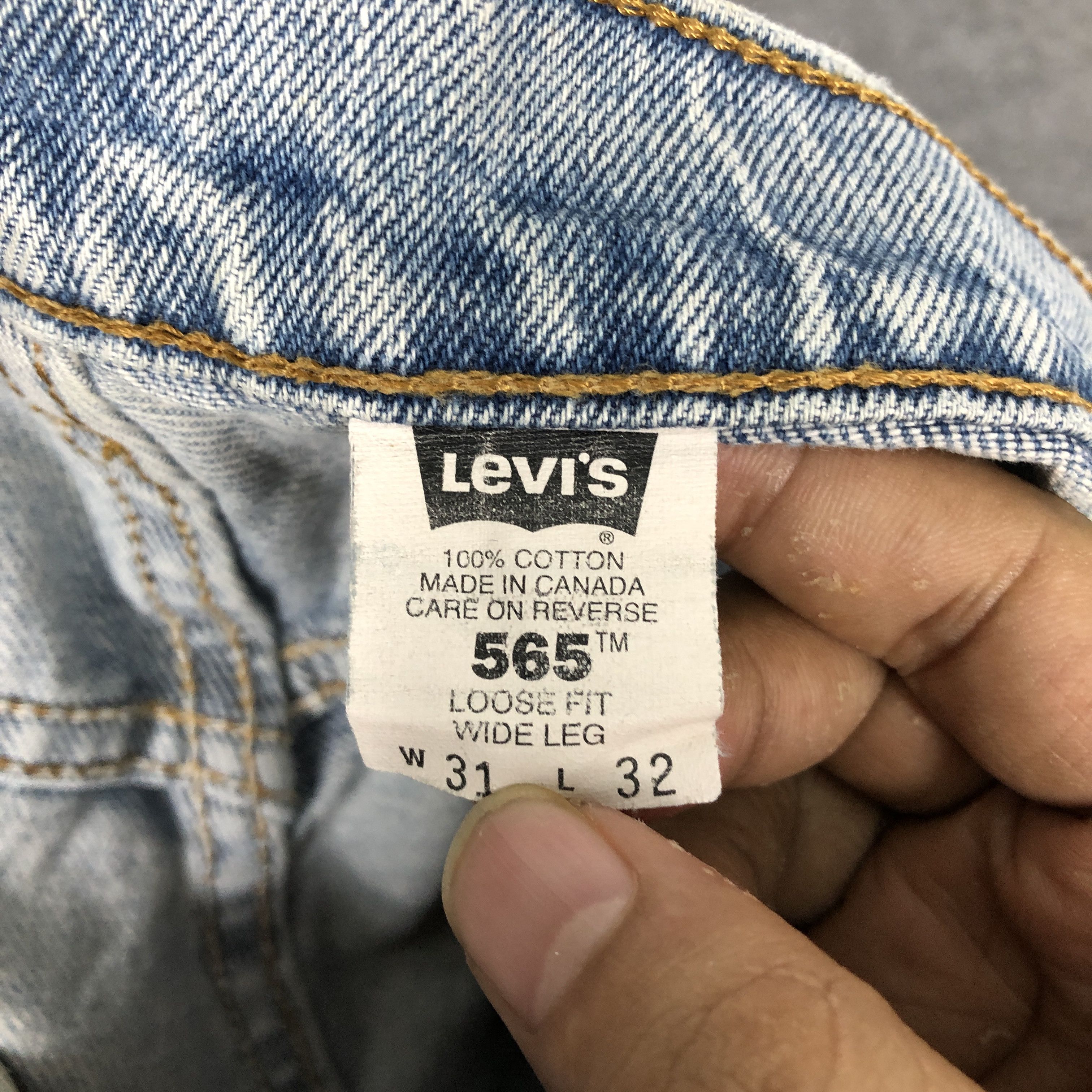 Levi's Vintage 90's Levi's 565 Distress Faded Blue Denim Jean Size US 31 - 21 Thumbnail