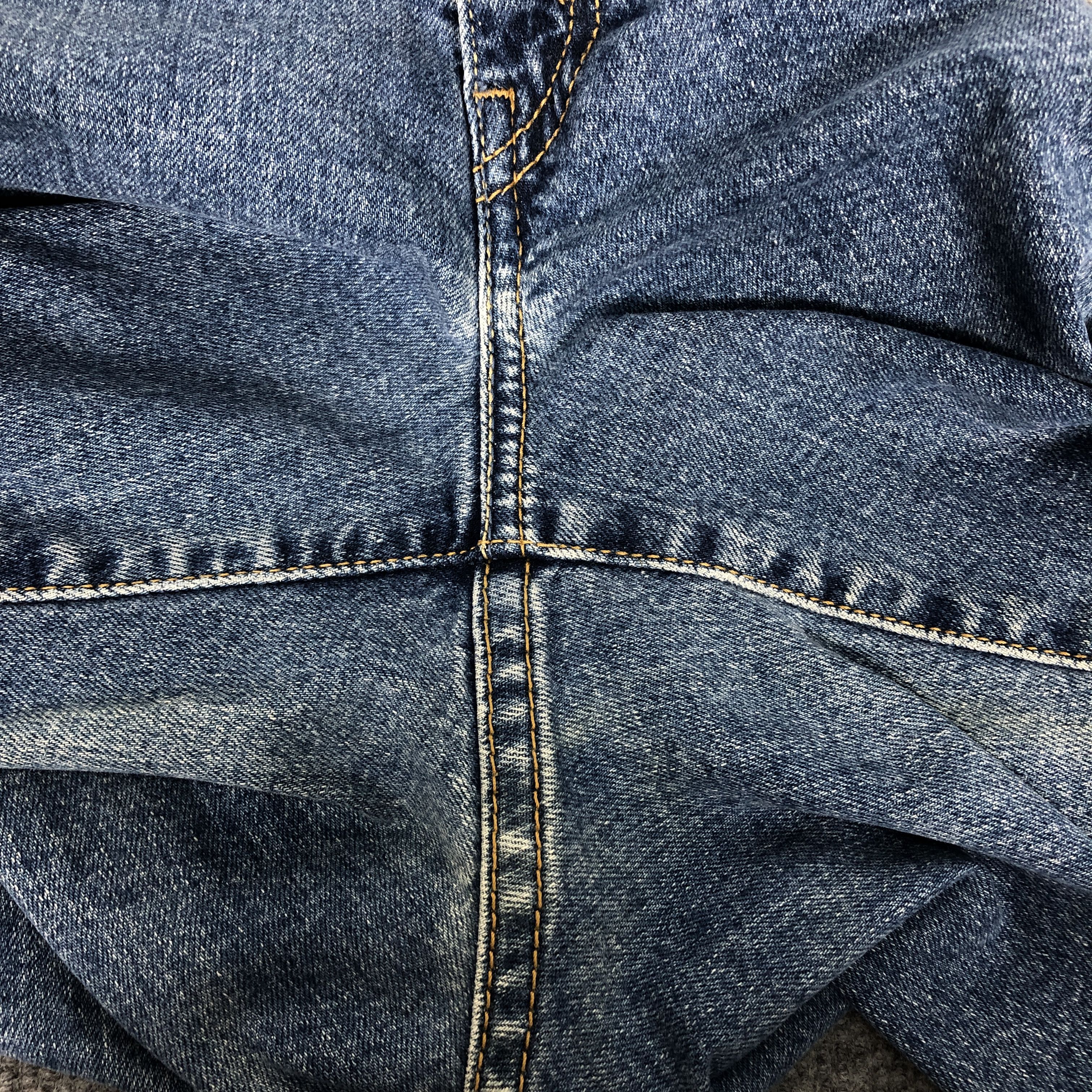Levi's × Vintage VTG Y2K Levi's 550 Boot Cut Stretch Dirty Blue Denim Jean Size 31" - 4 Thumbnail