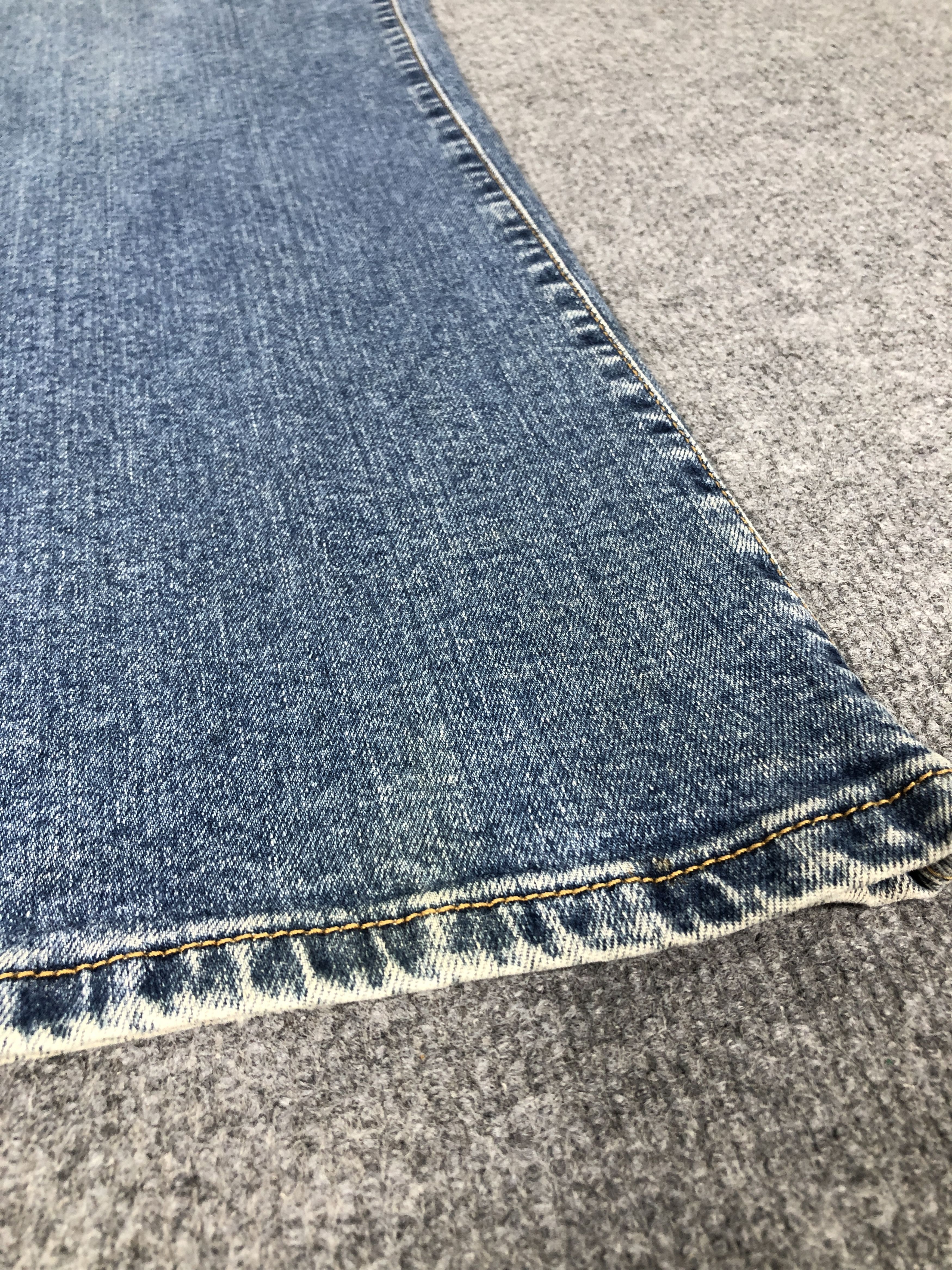 Levi's × Vintage VTG Y2K Levi's 550 Boot Cut Stretch Dirty Blue Denim Jean Size 31" - 8 Thumbnail