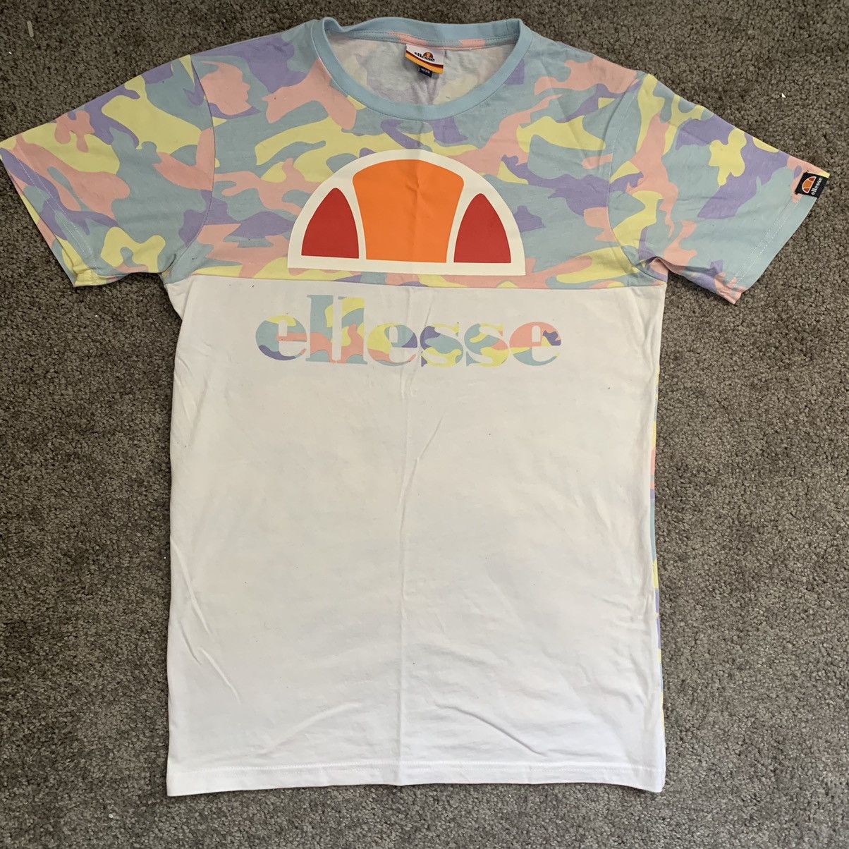 Ellesse Ellesse Arbatax panel T-shirt in pink Size UK XS Size US XS / EU 42 / 0 - 1 Thumbnail