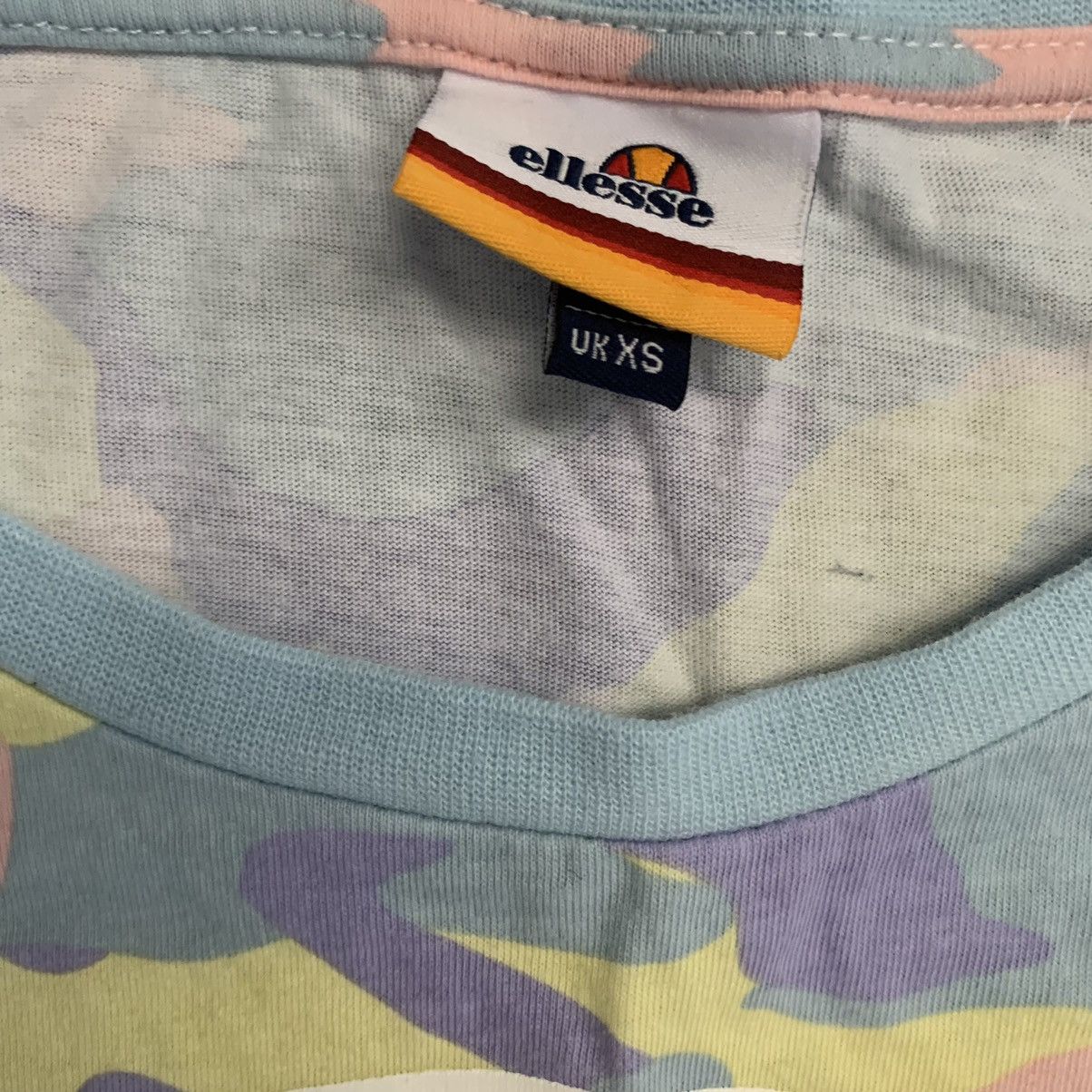 Ellesse Ellesse Arbatax panel T-shirt in pink Size UK XS Size US XS / EU 42 / 0 - 3 Thumbnail