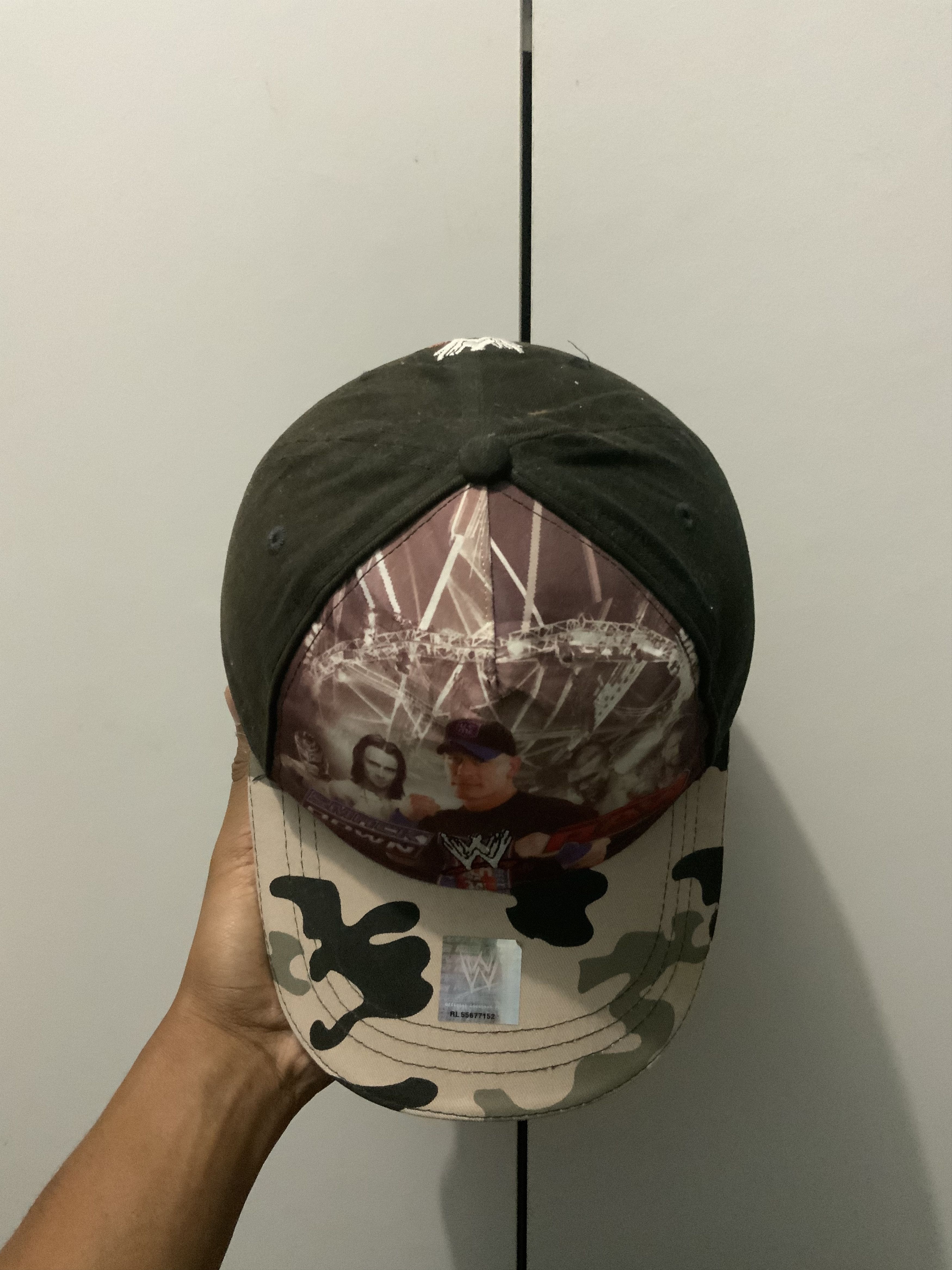 WWE Smack Down vs RAW WWE Camo Hat Size ONE SIZE - 5 Thumbnail