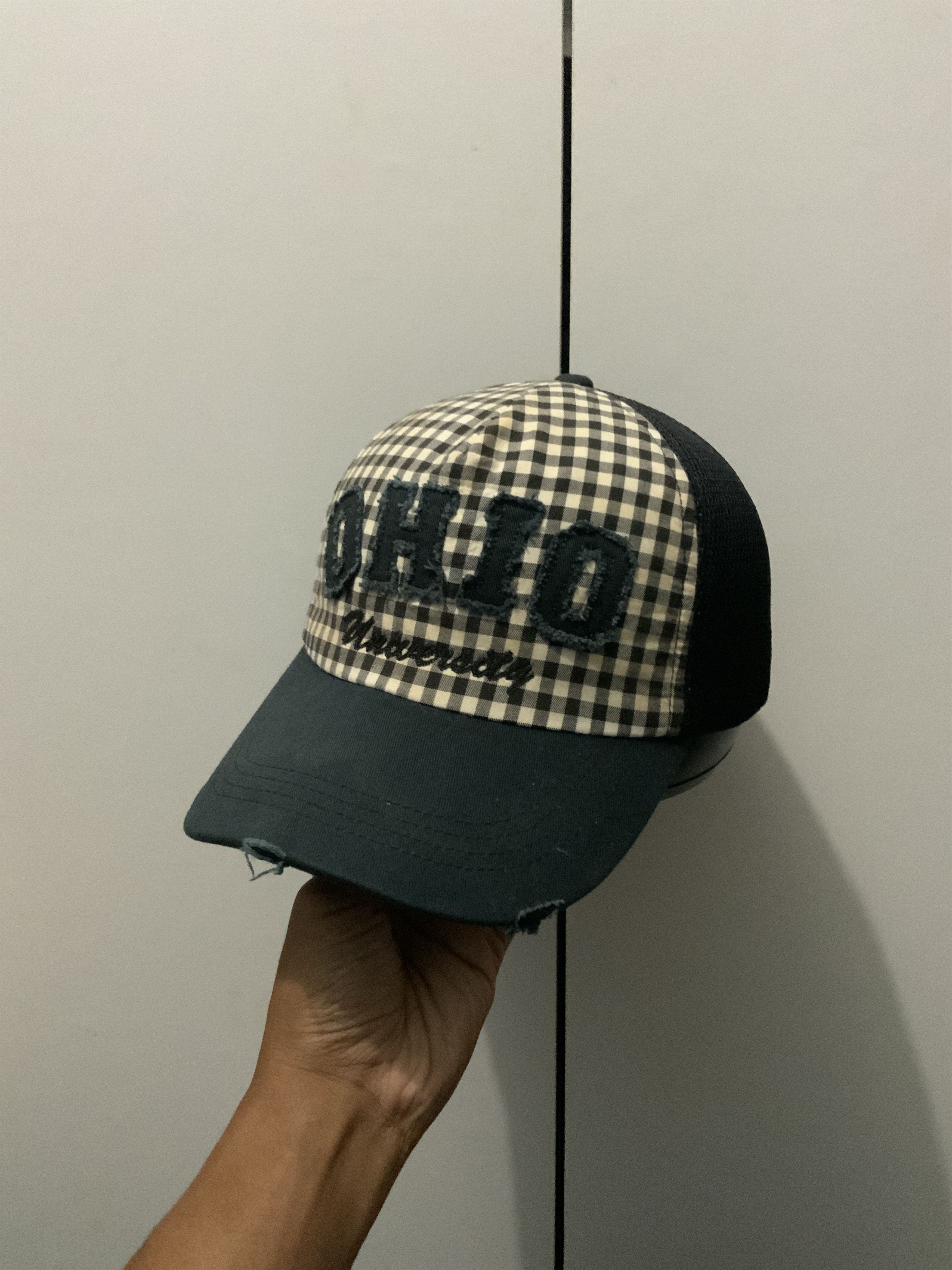 Japanese Brand OHIO Distressed Uniqlo Trucker Hat Size ONE SIZE - 3 Thumbnail