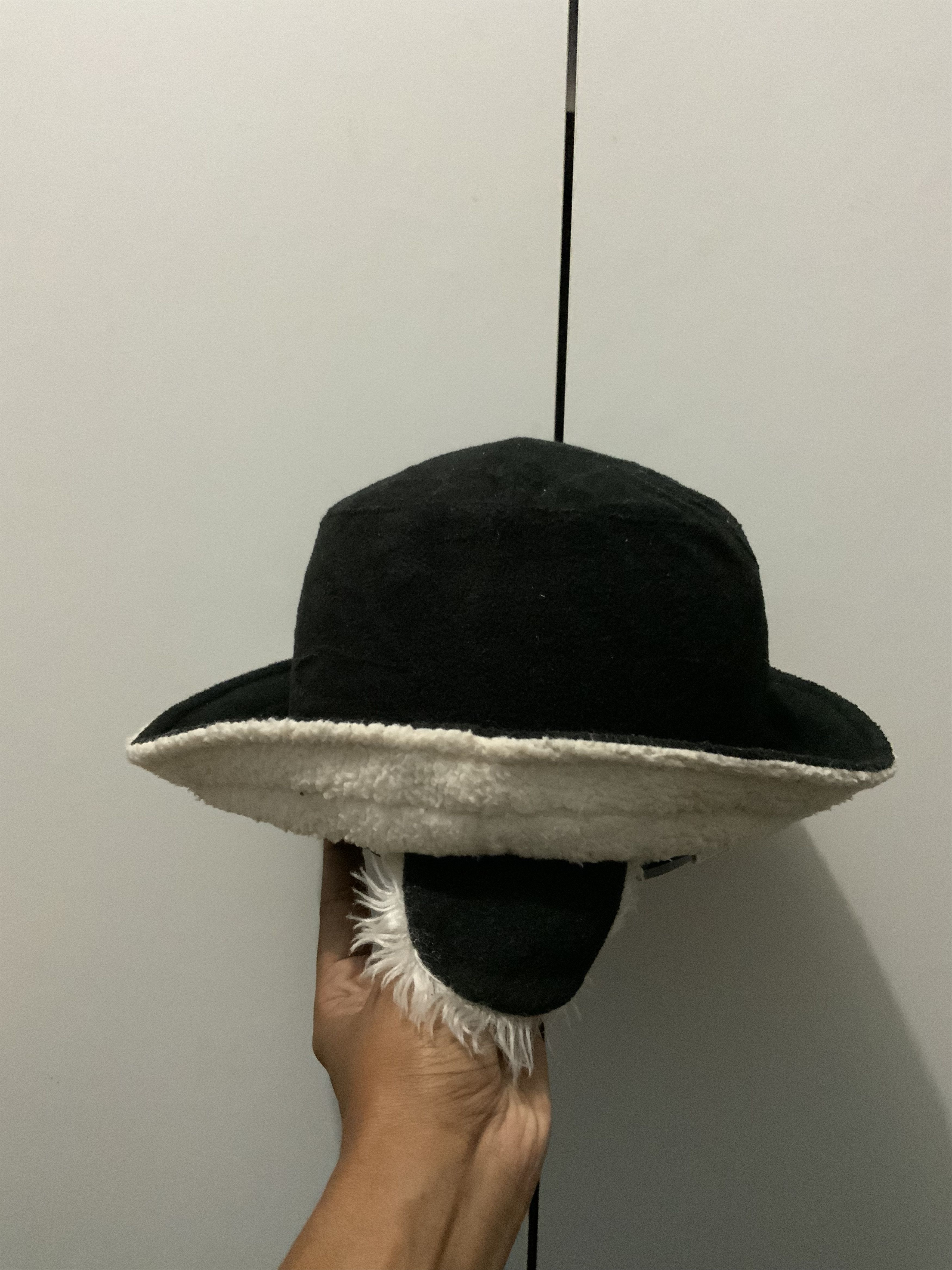 Hat Club Black White Ear Faux Fur Bucket Hat Size ONE SIZE - 6 Thumbnail