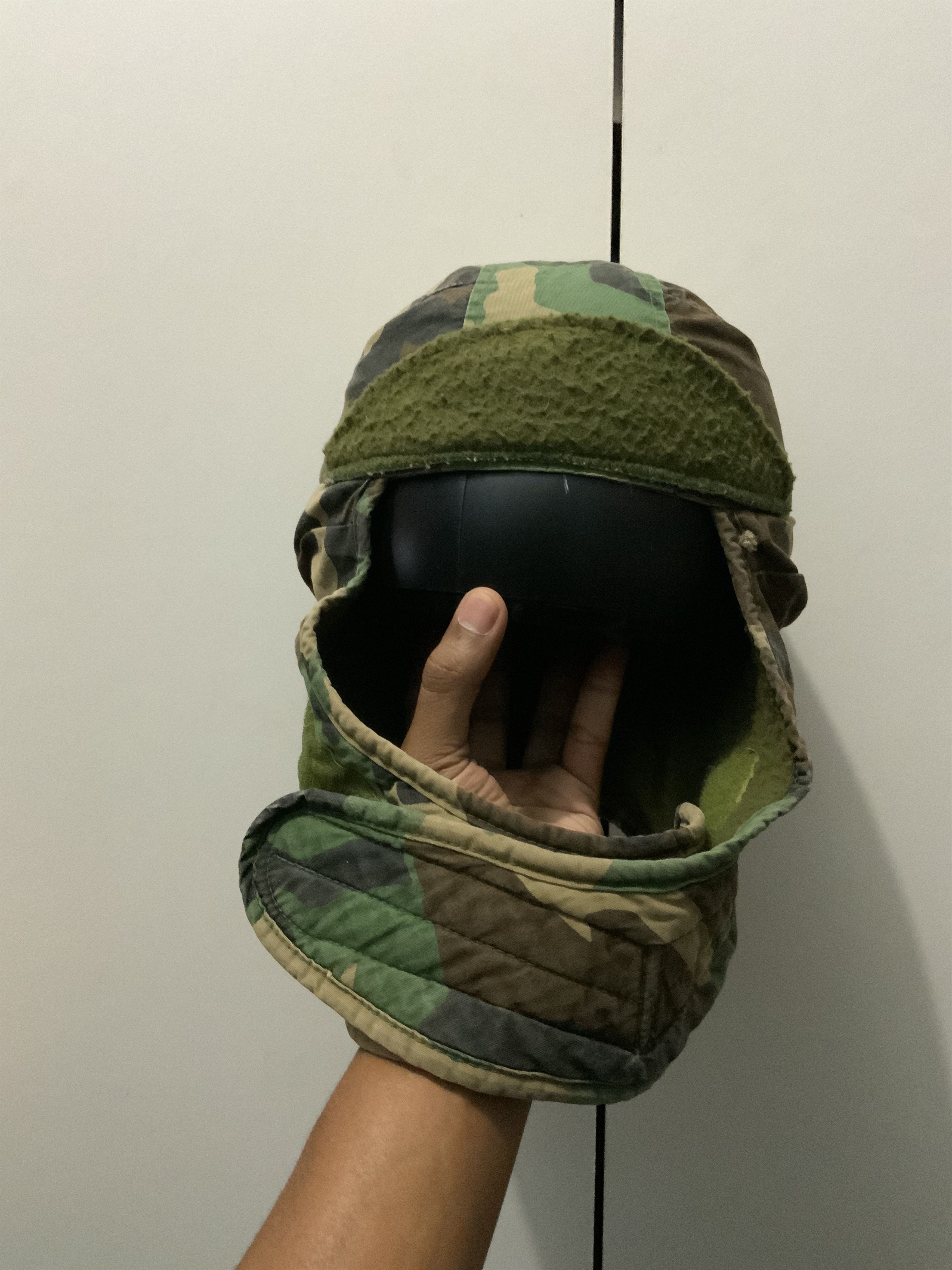 Vintage Vintage Camoflauge Woodland Insulating Helmet Liner Mask Size ONE SIZE - 3 Thumbnail