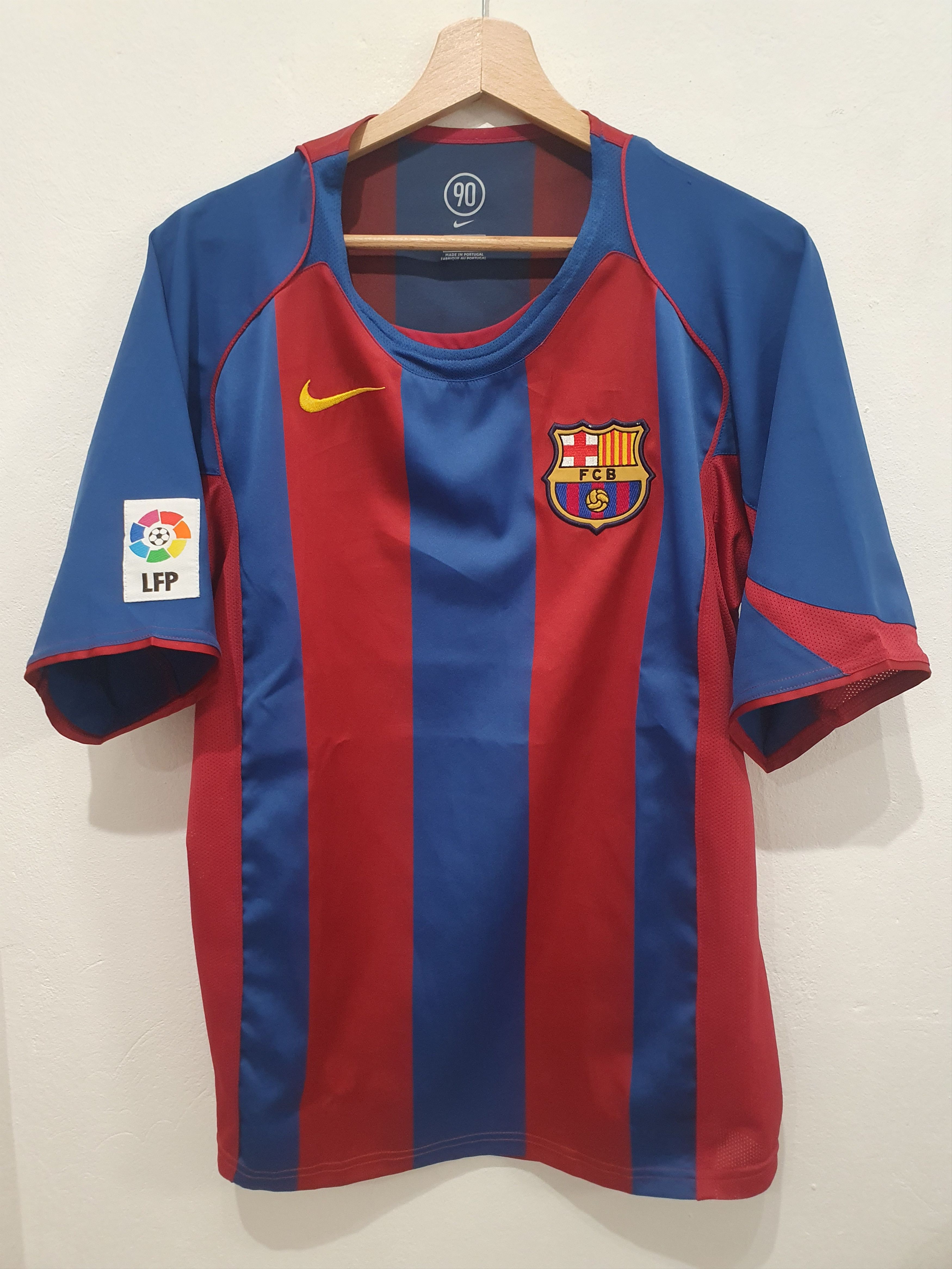 F.C. Barcelona × Nike × Soccer Jersey FC BARCELONA 2004 2005 SIZE M