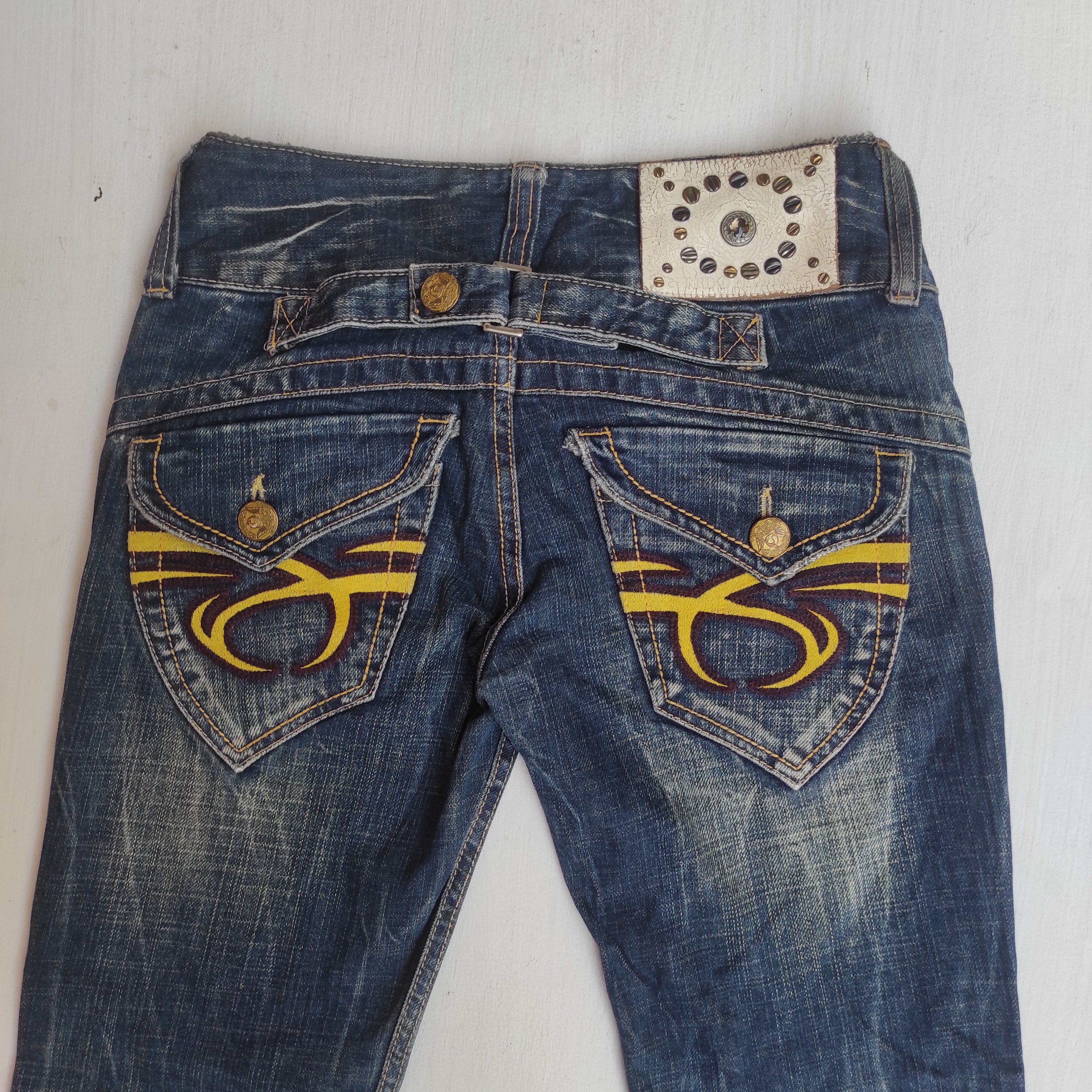 Hysteric Glamour Flare Jeans RED PEPPER Low Rise Boot cut size 26 fit 28 Size US 26 / EU 42 - 3 Thumbnail