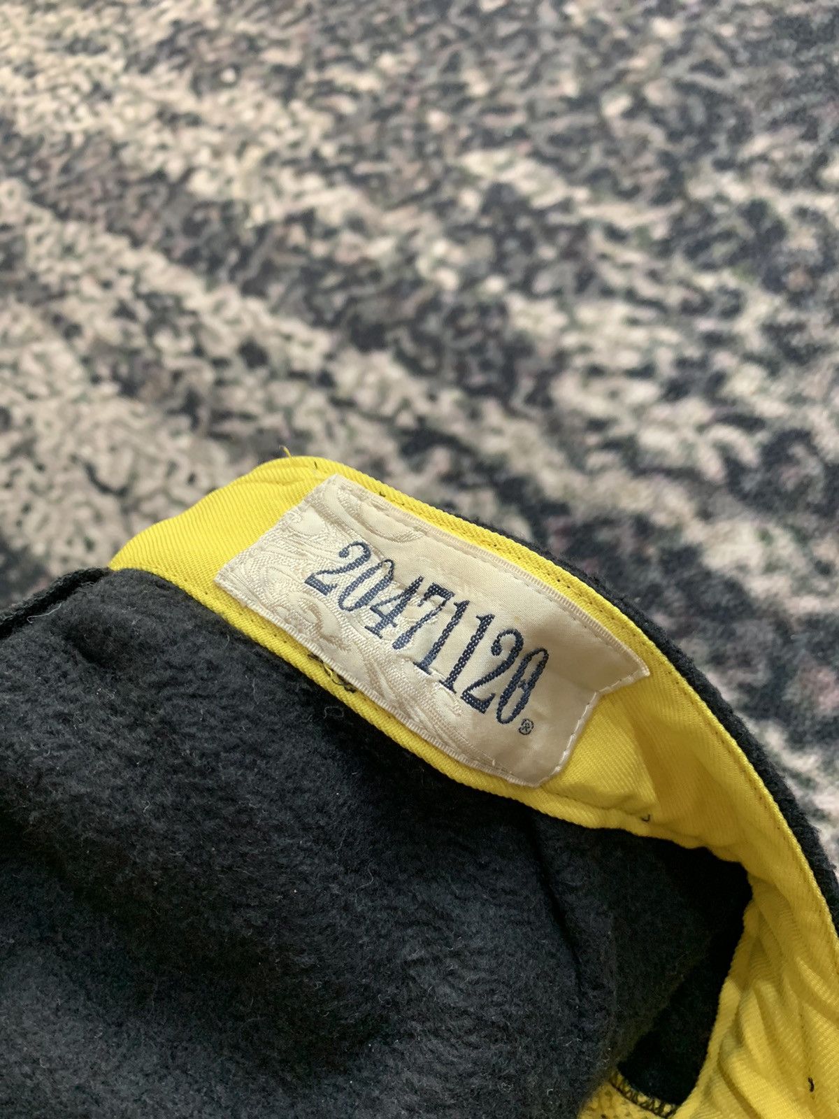 20471120 20471120 AW1999 Hyoma 3q fleece pant Size US 33 - 13 Thumbnail
