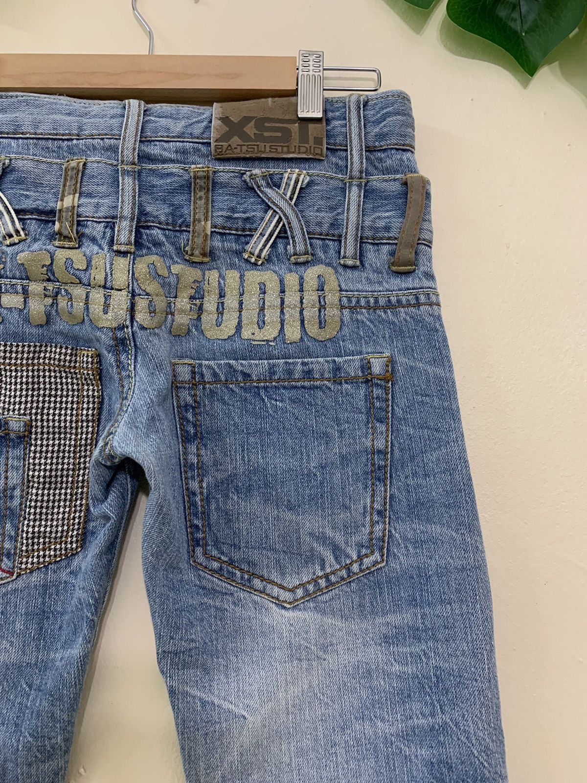 Japanese Brand × Vintage Skulls Design🔥🔥 XST. Ba-Tsu Studio Jeans Size US 27 - 16 Thumbnail