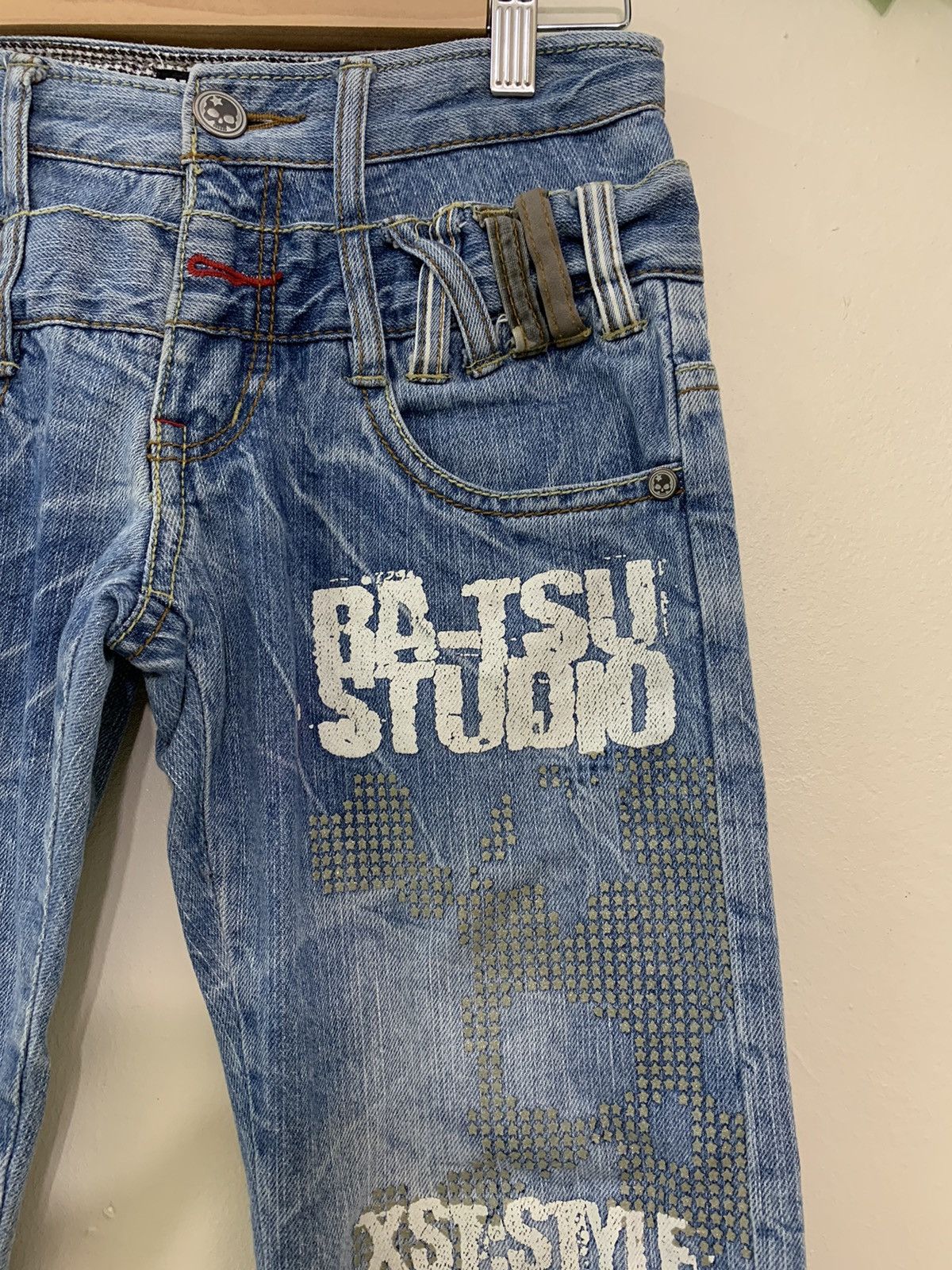 Japanese Brand × Vintage Skulls Design🔥🔥 XST. Ba-Tsu Studio Jeans Size US 27 - 5 Thumbnail