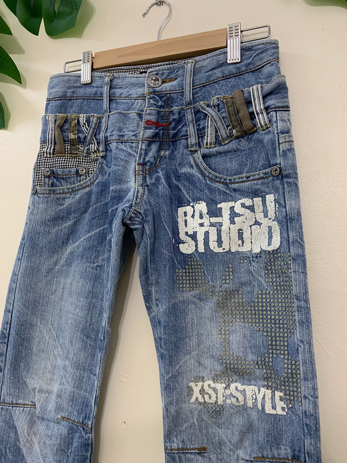 Japanese Brand × Vintage Skulls Design🔥🔥 XST. Ba-Tsu Studio Jeans Size US 27 - 3 Thumbnail