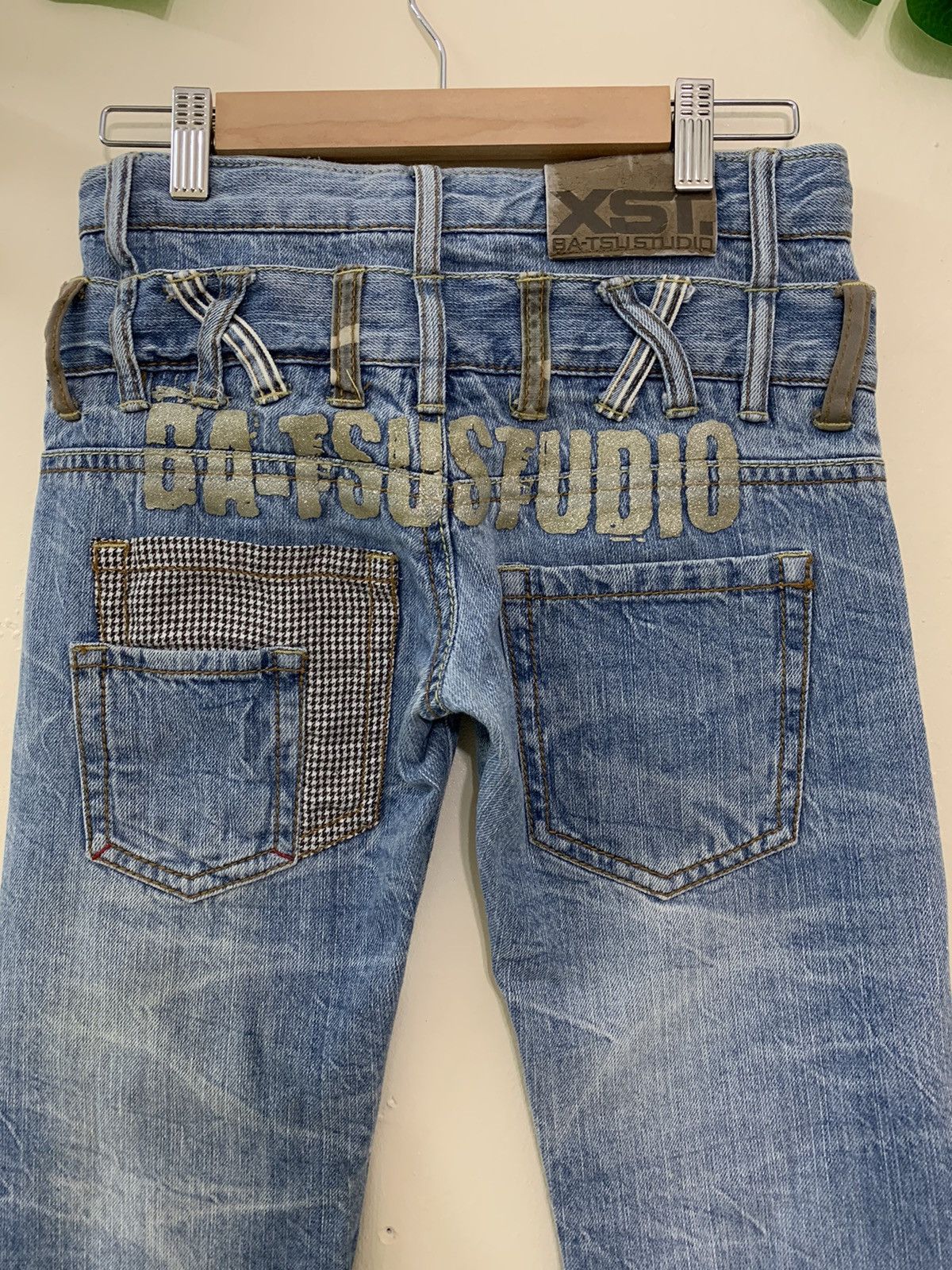 Japanese Brand × Vintage Skulls Design🔥🔥 XST. Ba-Tsu Studio Jeans Size US 27 - 12 Thumbnail
