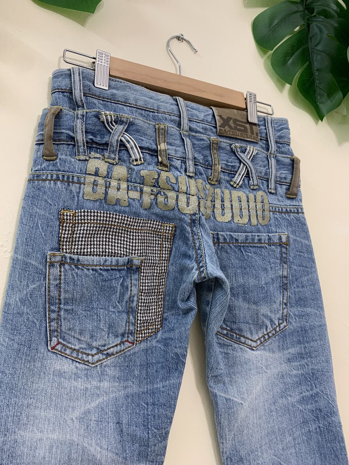 Japanese Brand × Vintage Skulls Design🔥🔥 XST. Ba-Tsu Studio Jeans Size US 27 - 14 Thumbnail