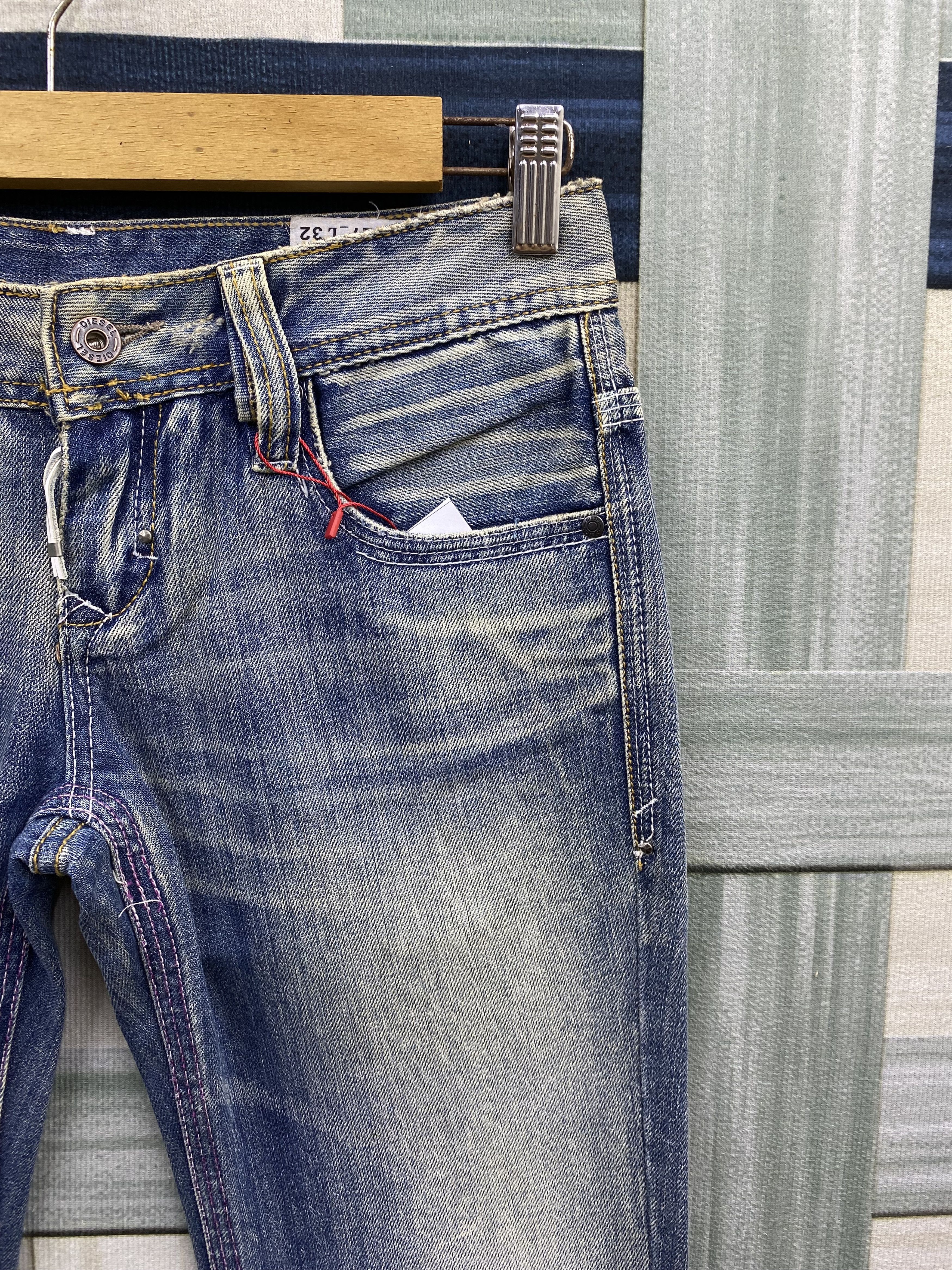 Diesel Vintage Diesel Liv Distress Faded Denim Jean Size 27" / US 4 / IT 40 - 6 Thumbnail