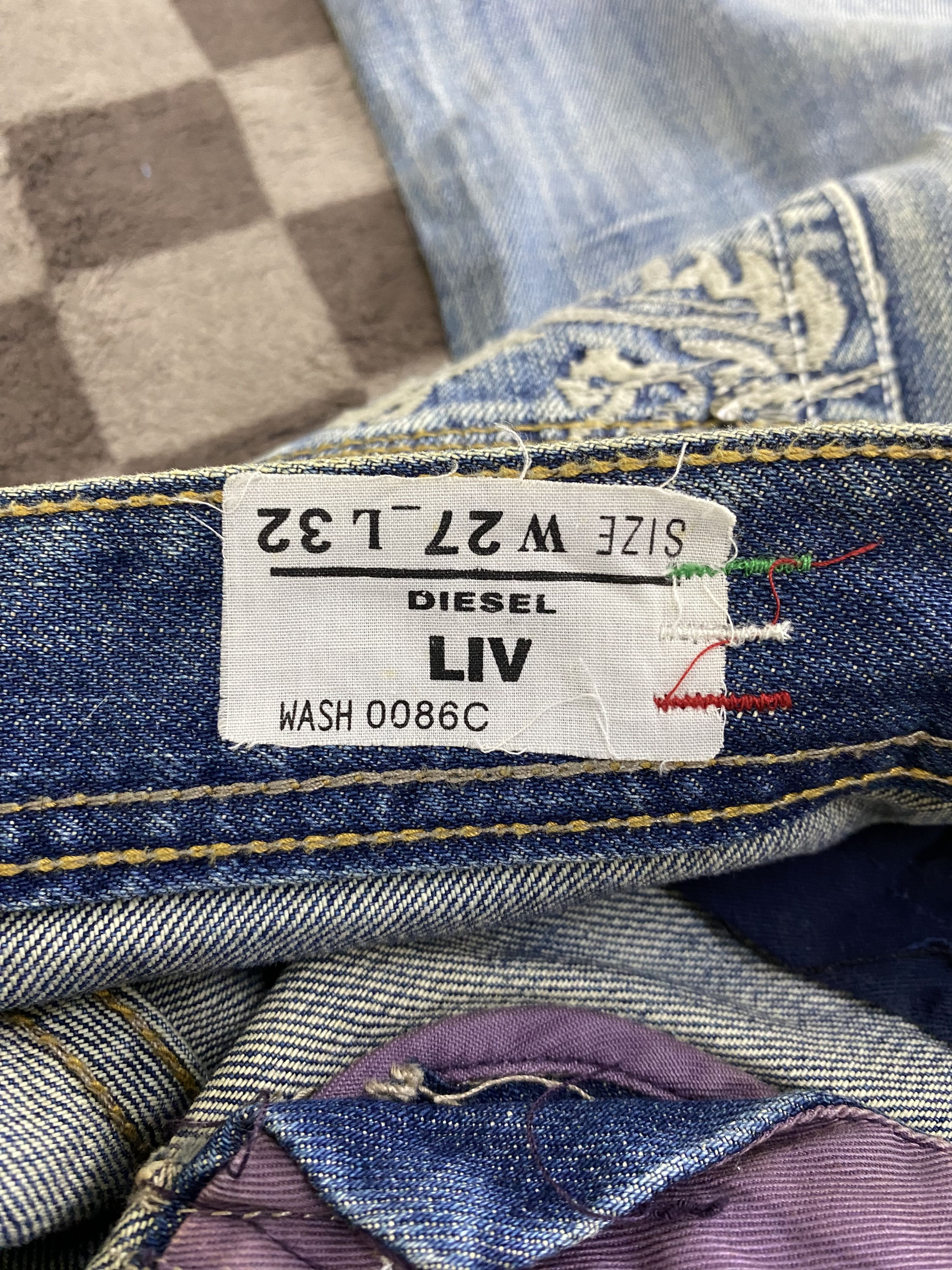 Diesel Vintage Diesel Liv Distress Faded Denim Jean Size 27" / US 4 / IT 40 - 18 Thumbnail