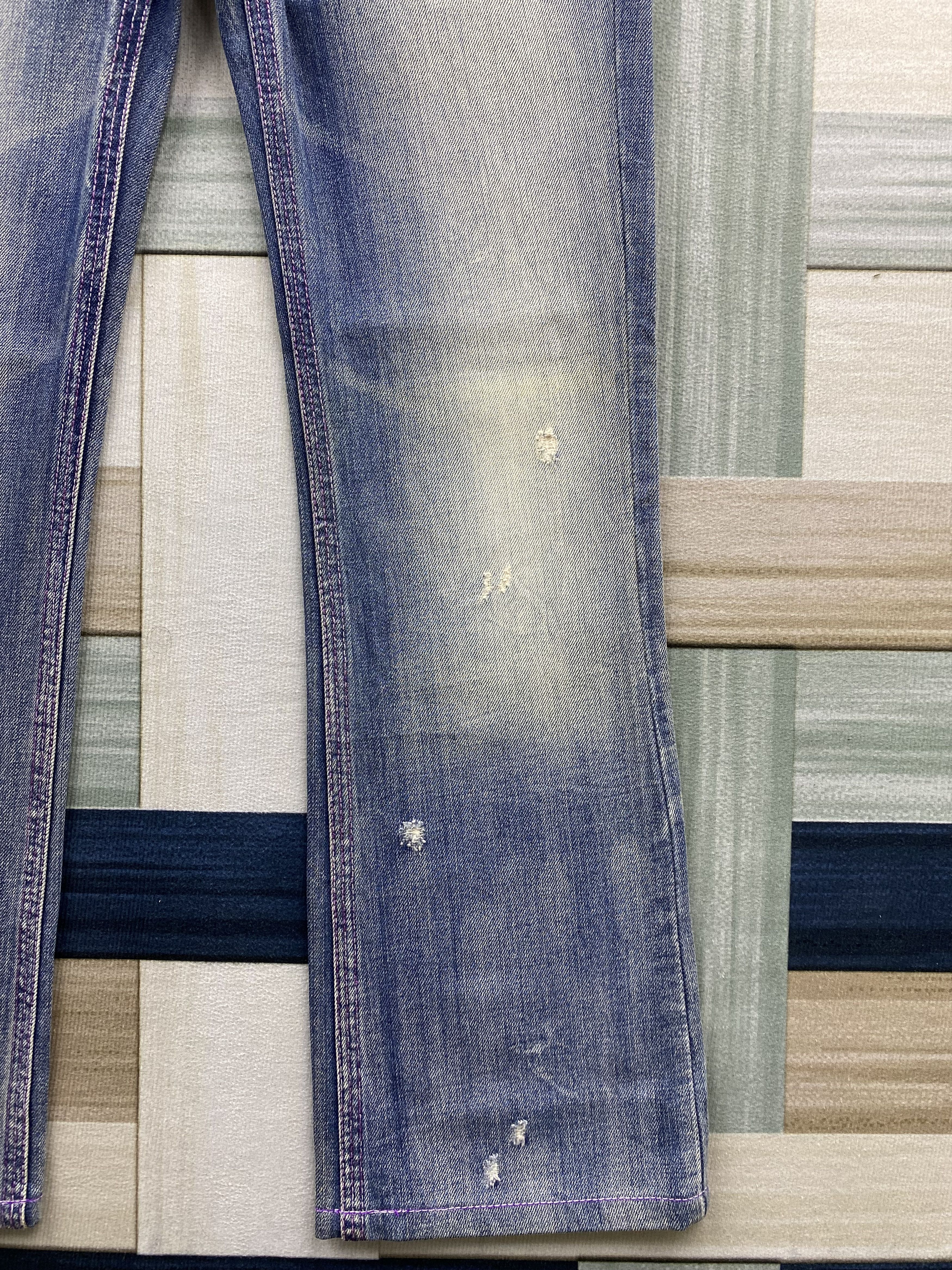 Diesel Vintage Diesel Liv Distress Faded Denim Jean Size 27" / US 4 / IT 40 - 10 Thumbnail