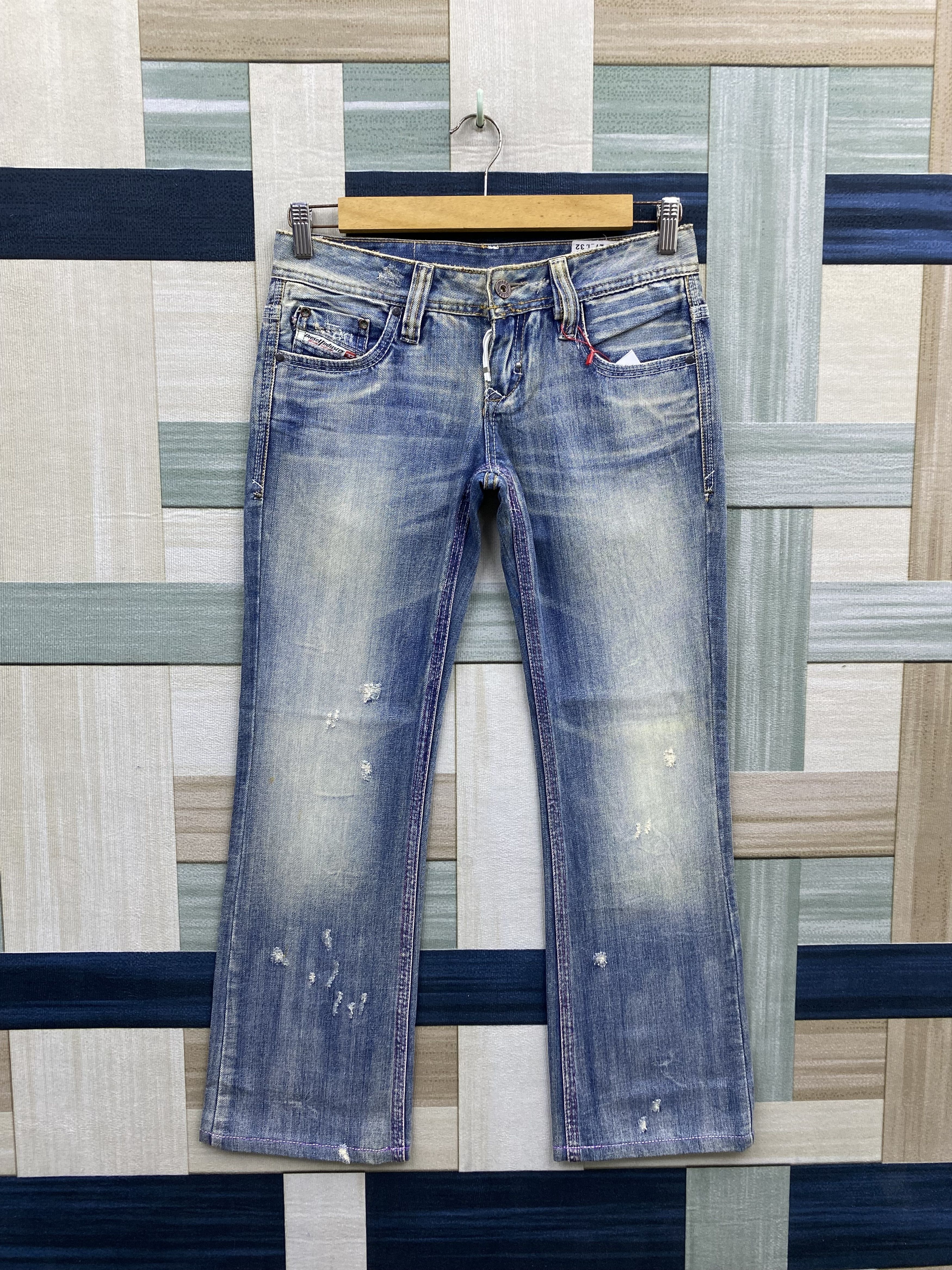 Diesel Vintage Diesel Liv Distress Faded Denim Jean Size 27" / US 4 / IT 40 - 1 Thumbnail