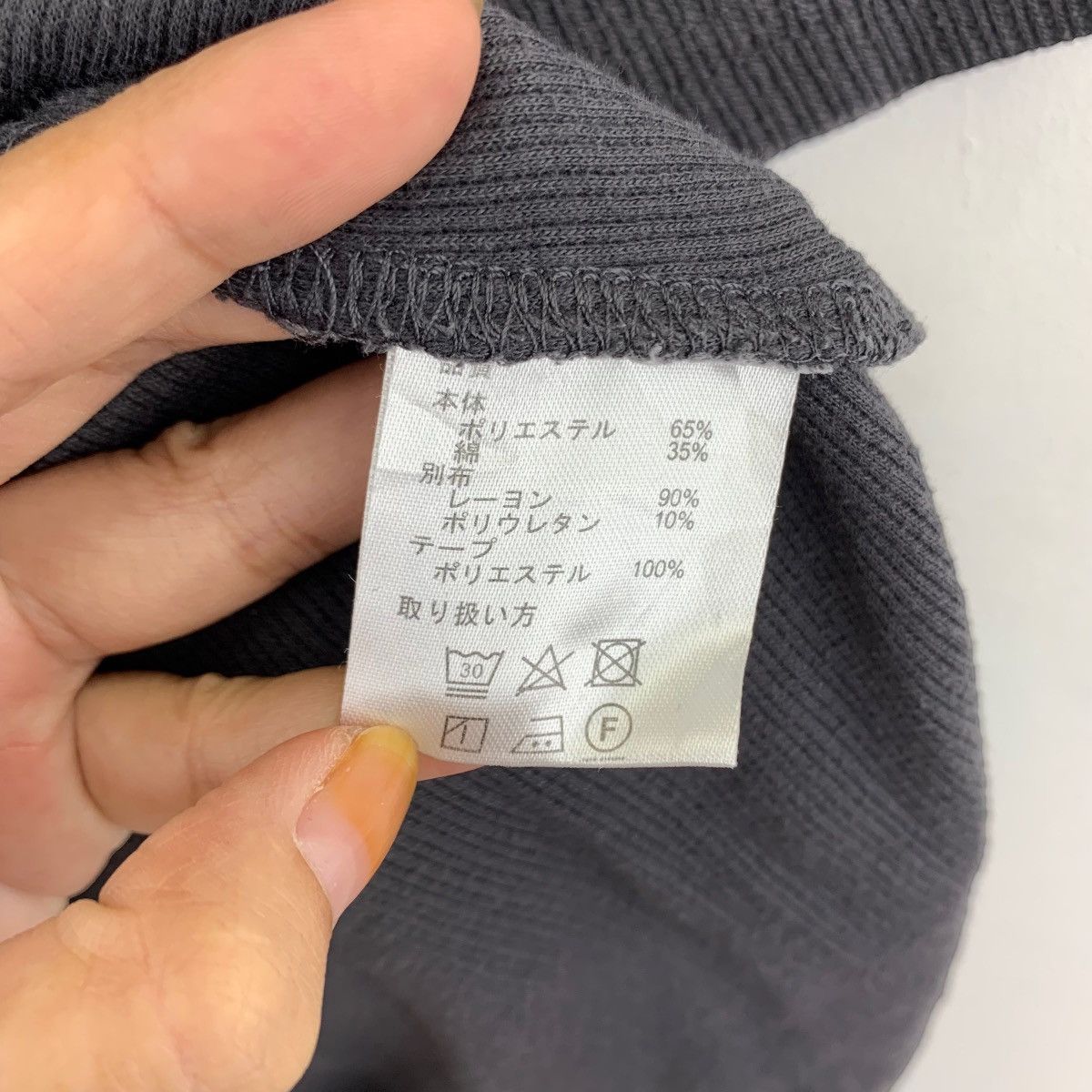 Japanese Brand TITICACA Japanese Brand Short Sleeve Plain Black Blouse Size L / US 10 / IT 46 - 6 Thumbnail