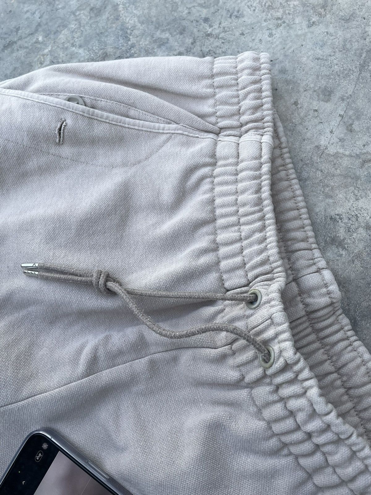 Nike Vintage Nike sweatpants athletic Size US 33 - 13 Thumbnail
