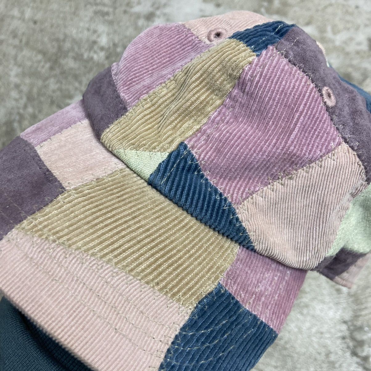 Vintage VELOUR Y2K PATCHWORK VELVET CORDUROY CAP - № 4072 Size ONE SIZE - 3 Thumbnail
