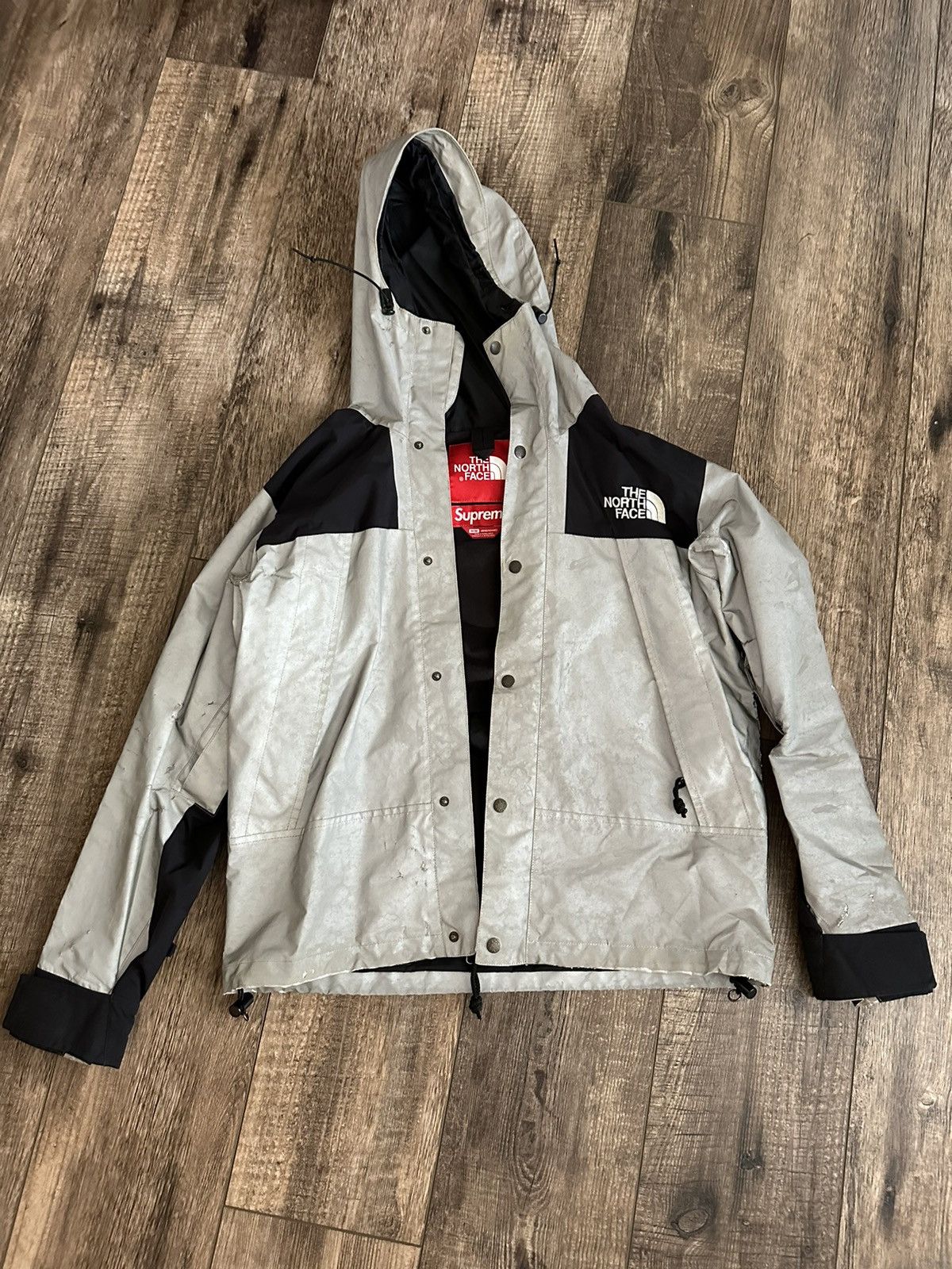 Supreme tnf reflective clearance