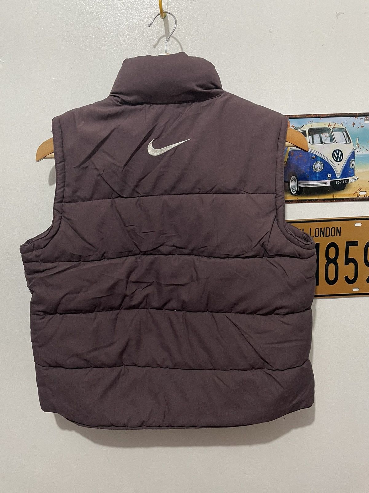 Nike Vintage x streetwear x nike puffer vest Size US M / EU 48-50 / 2 - 3 Thumbnail