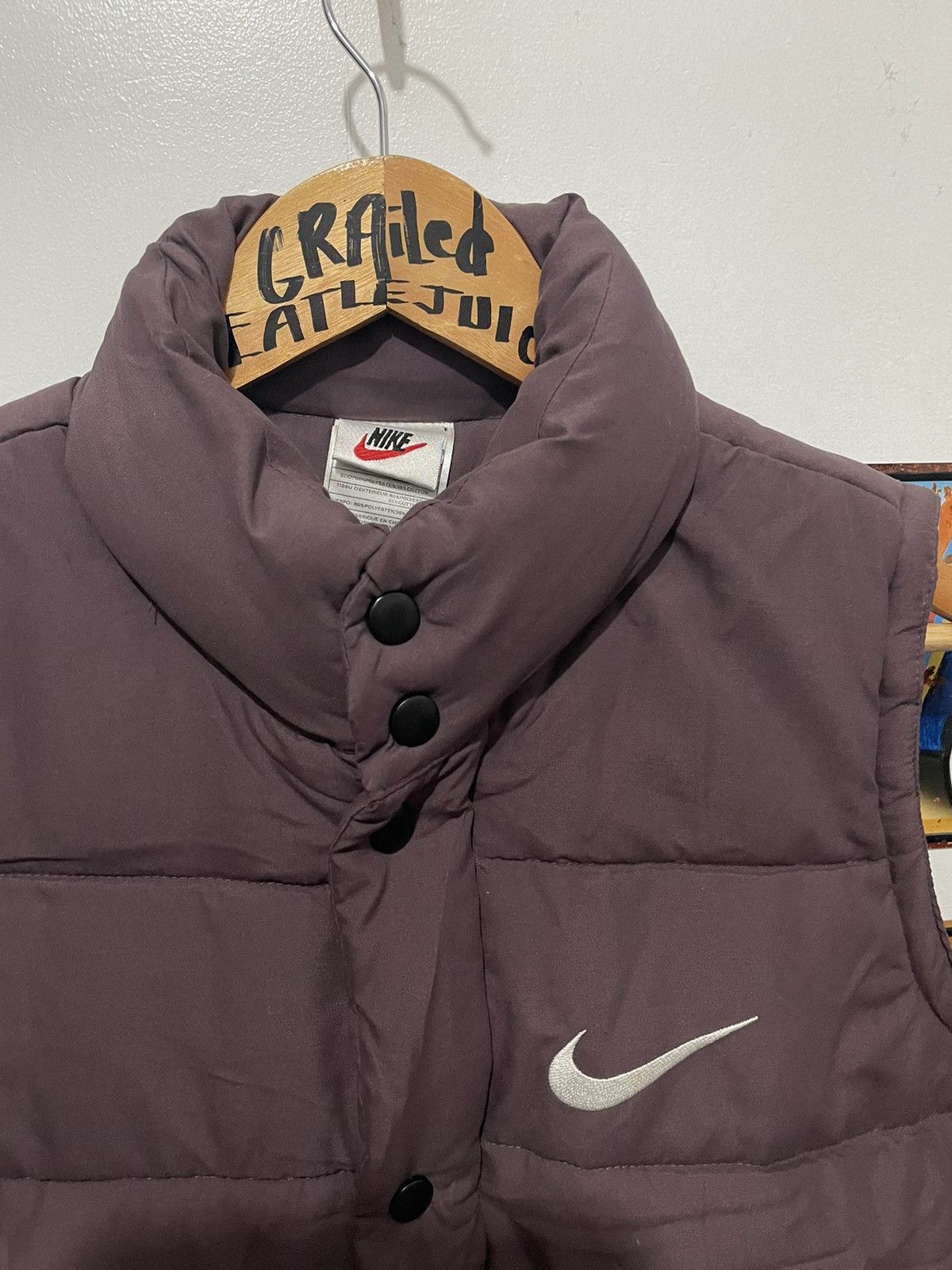 Nike Vintage x streetwear x nike puffer vest Size US M / EU 48-50 / 2 - 2 Thumbnail