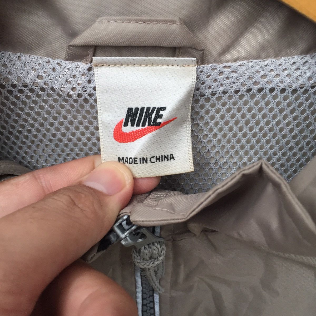 Nike Vintage 90s Nike Swoosh Small Logo Zipper Jacket | Hype Size US L / EU 52-54 / 3 - 5 Thumbnail
