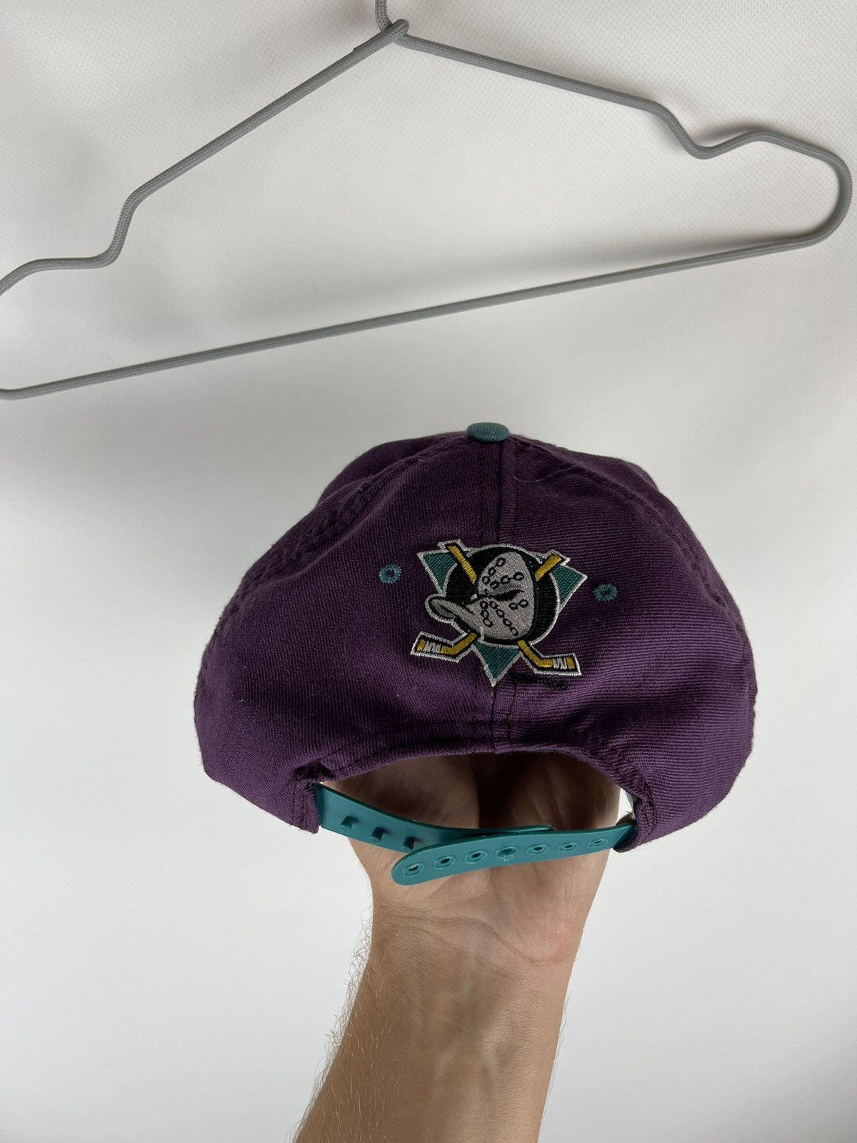 NHL × Nutmeg Nutmeg Vintage 90s Mighty Ducks made in USA NHL cap rare Size ONE SIZE - 5 Thumbnail