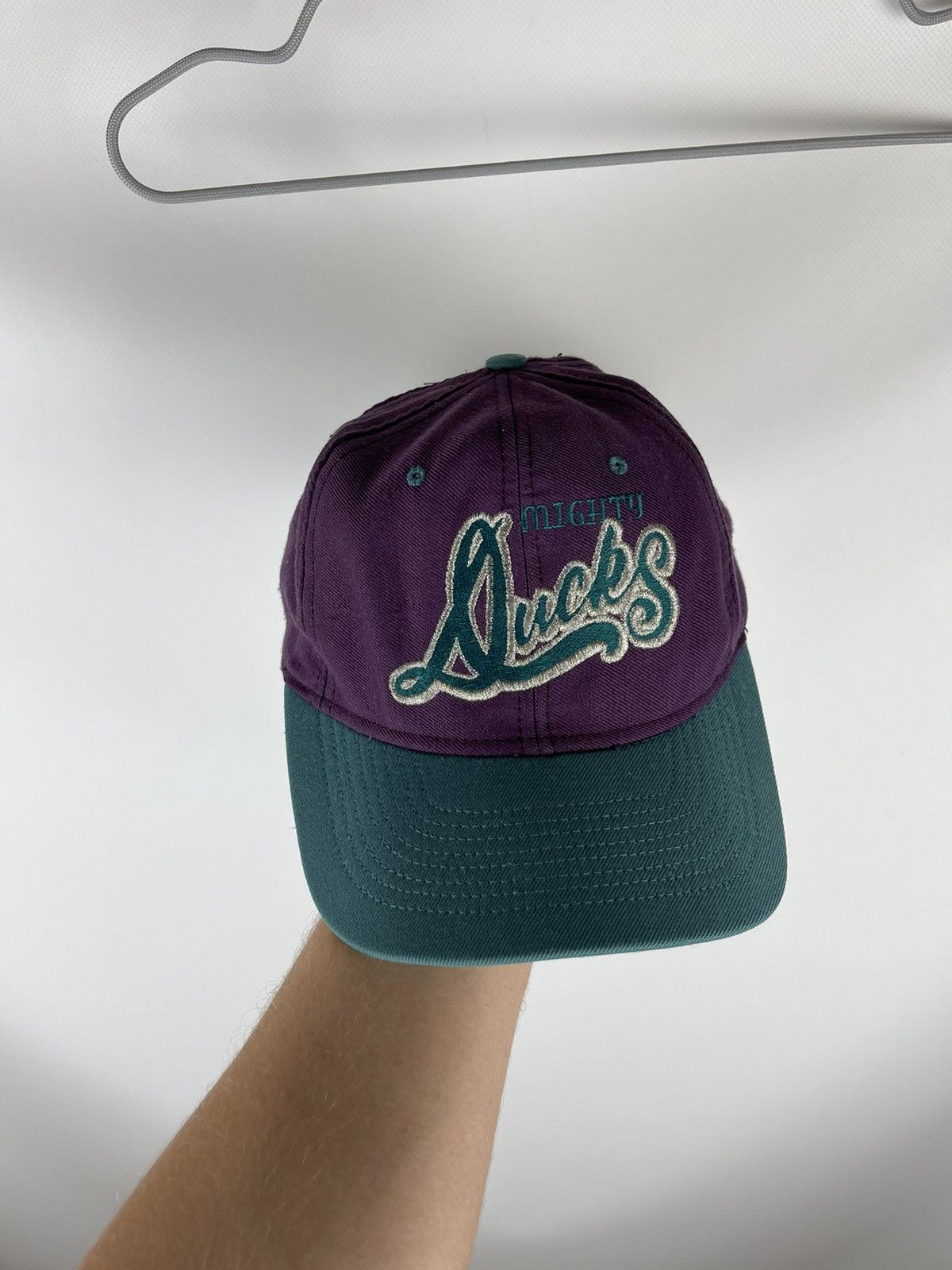 NHL × Nutmeg Nutmeg Vintage 90s Mighty Ducks made in USA NHL cap rare Size ONE SIZE - 1 Thumbnail