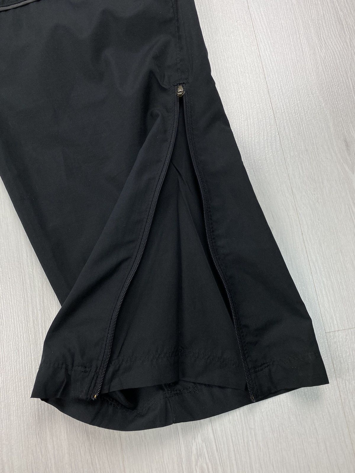 Nike Vintage Nike Y2K Nylon Drill Track Pants Joggers Swoosh Size US 34 / EU 50 - 12 Thumbnail
