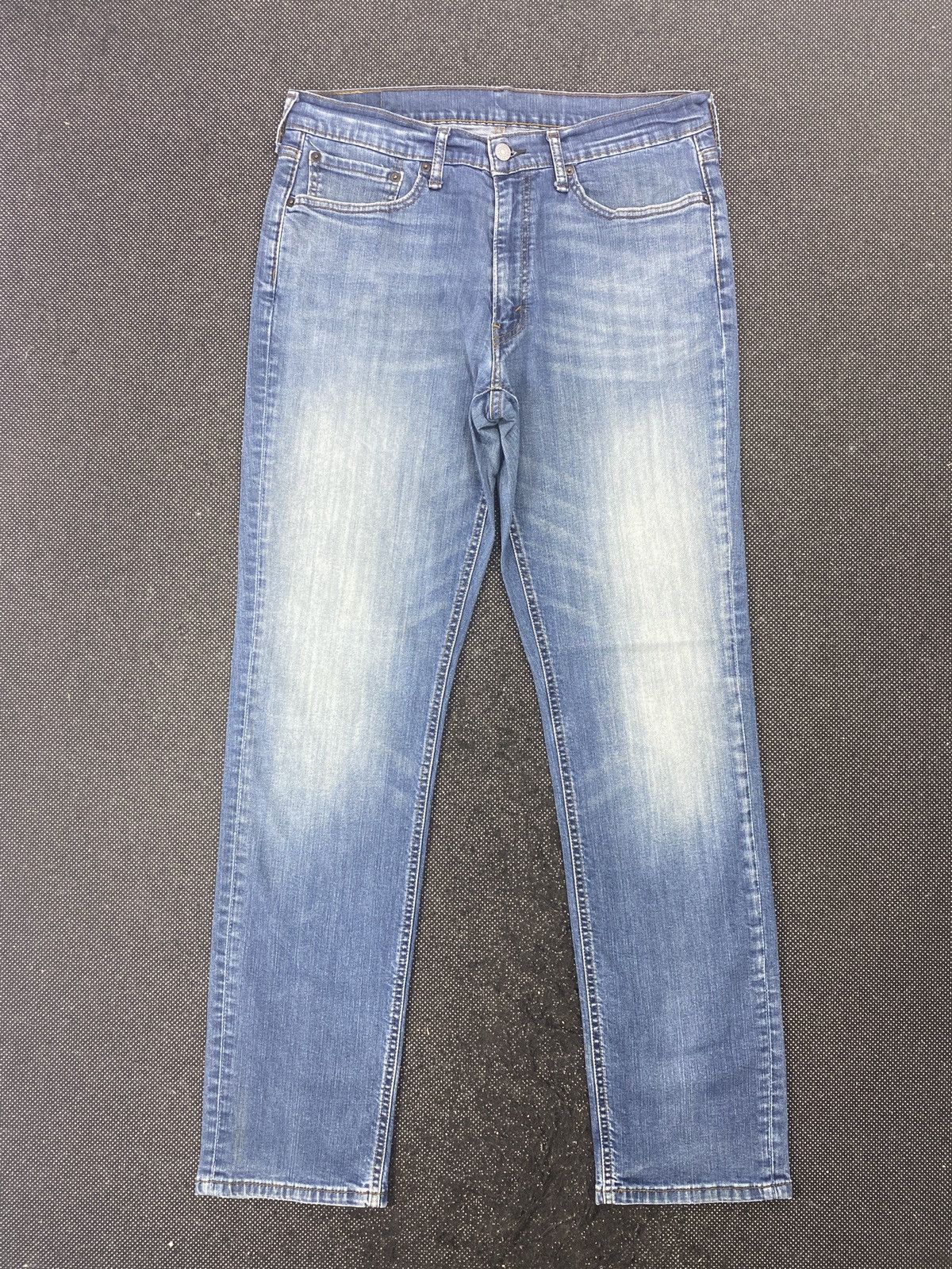 VINTAGE LEVIS 541 BLUE WASH JEANS-J493