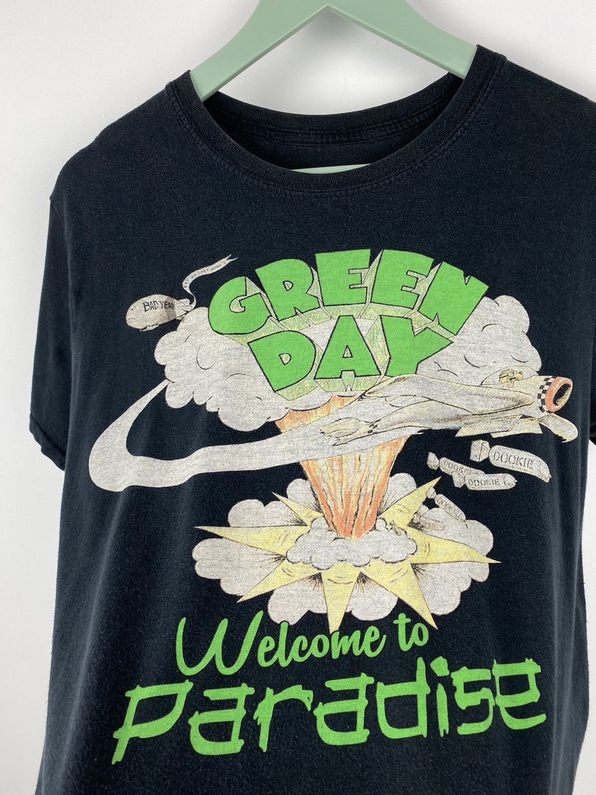 Band Tees Vintage Y2K Green Day Paradise T Shirt Blink 182 Oasis Size US M / EU 48-50 / 2 - 3 Thumbnail