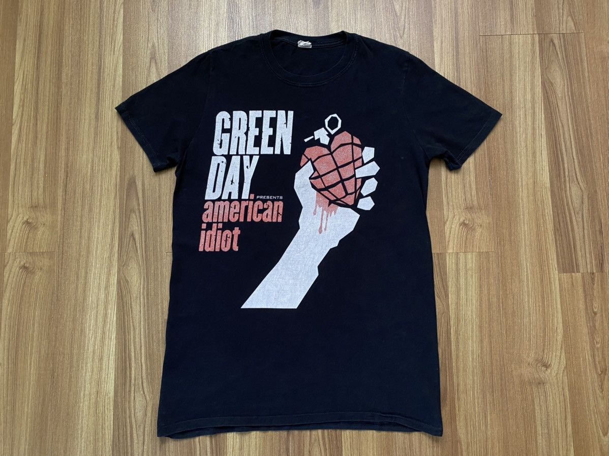 Band Tees Y2K Green Day American Idiot T Shirt Tee Blink 182 Sum 41 Size US S / EU 44-46 / 1 - 1 Thumbnail